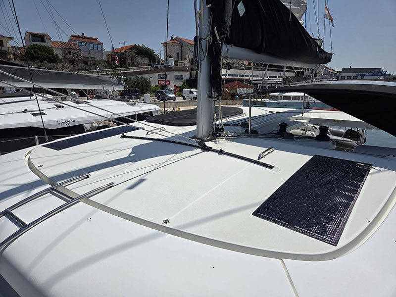 Lagoon 42 — photo 27