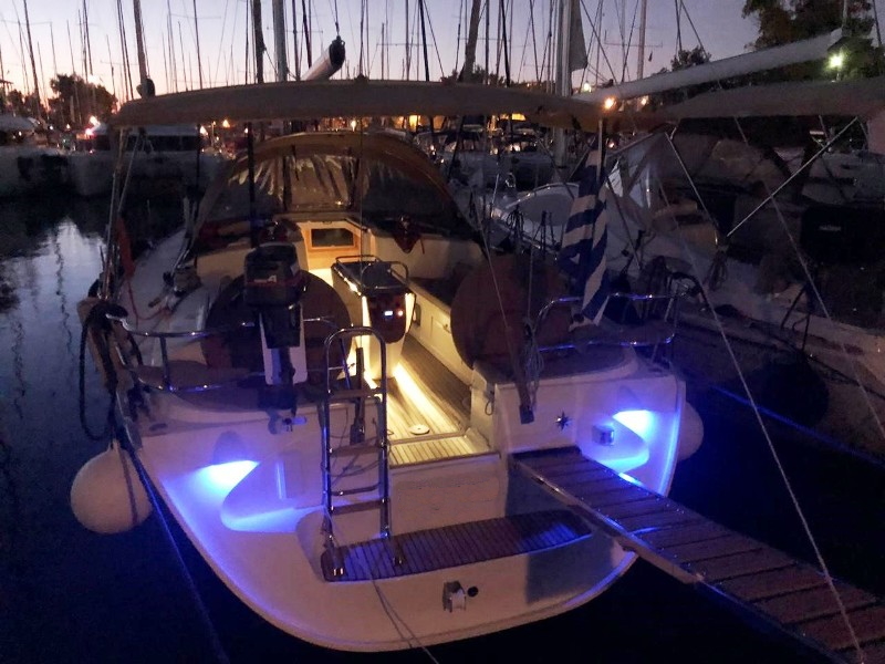 Sun Odyssey 43 — photo 4