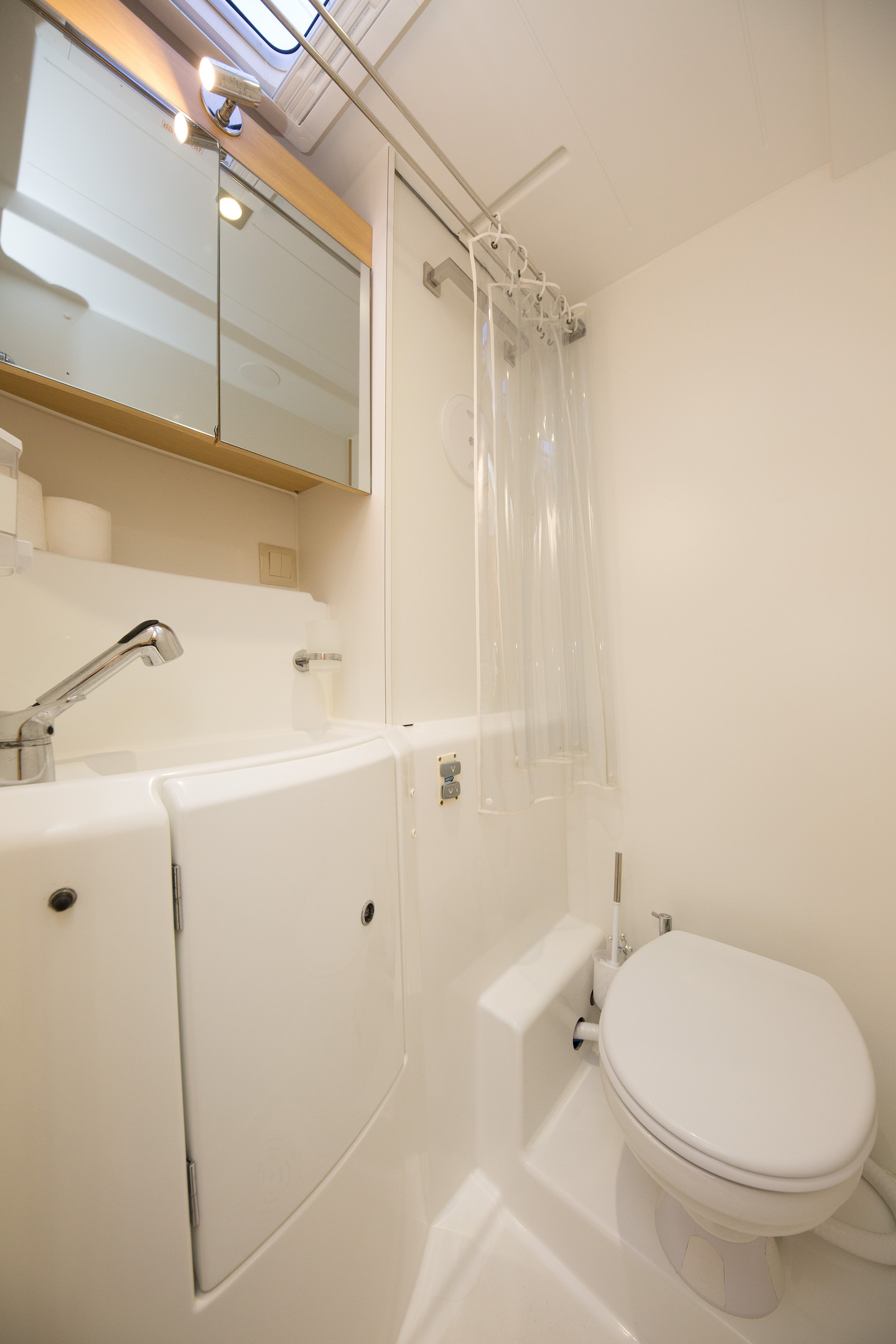 Lagoon 400 S2 — photo 13