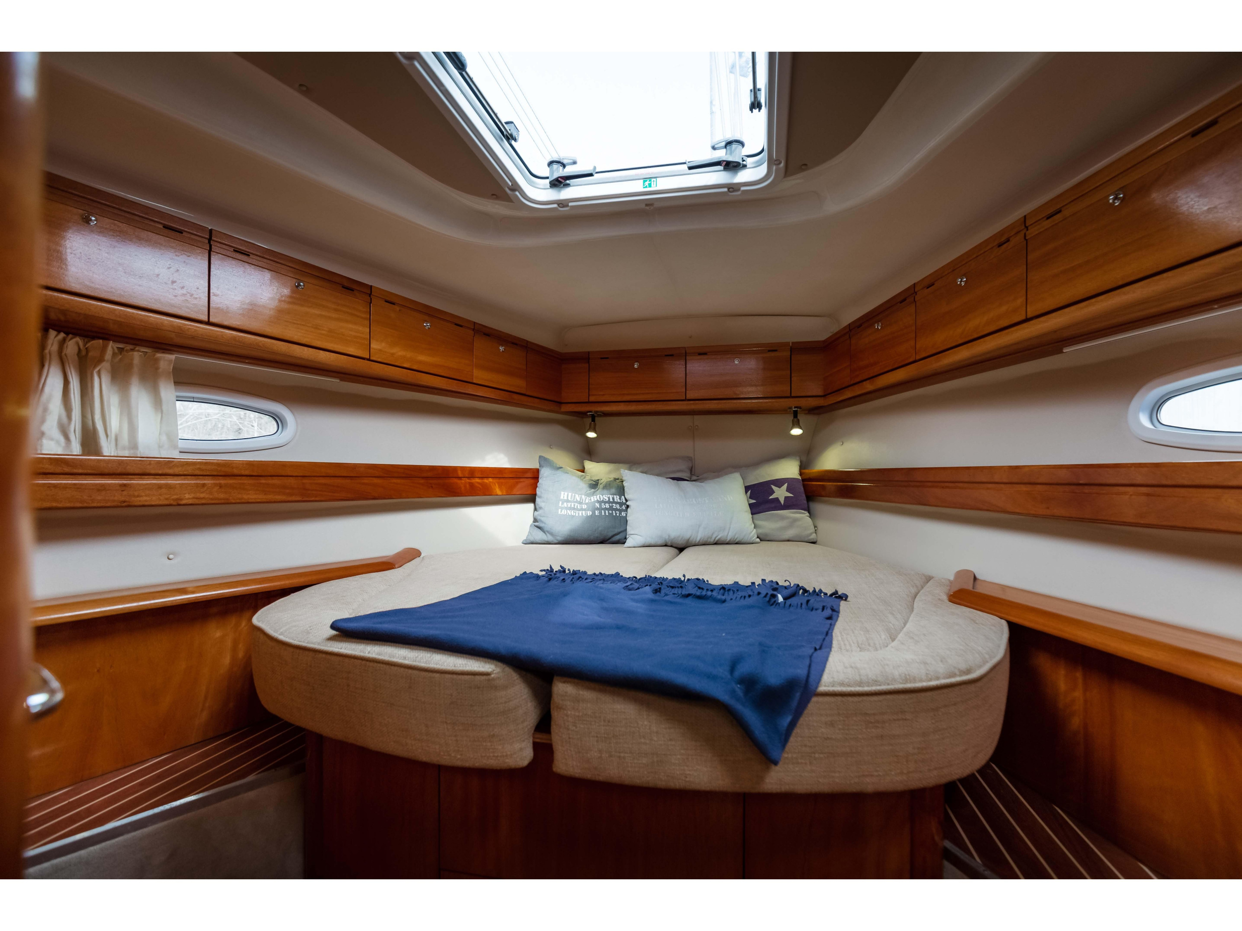 Bavaria 44 Vision — photo 3