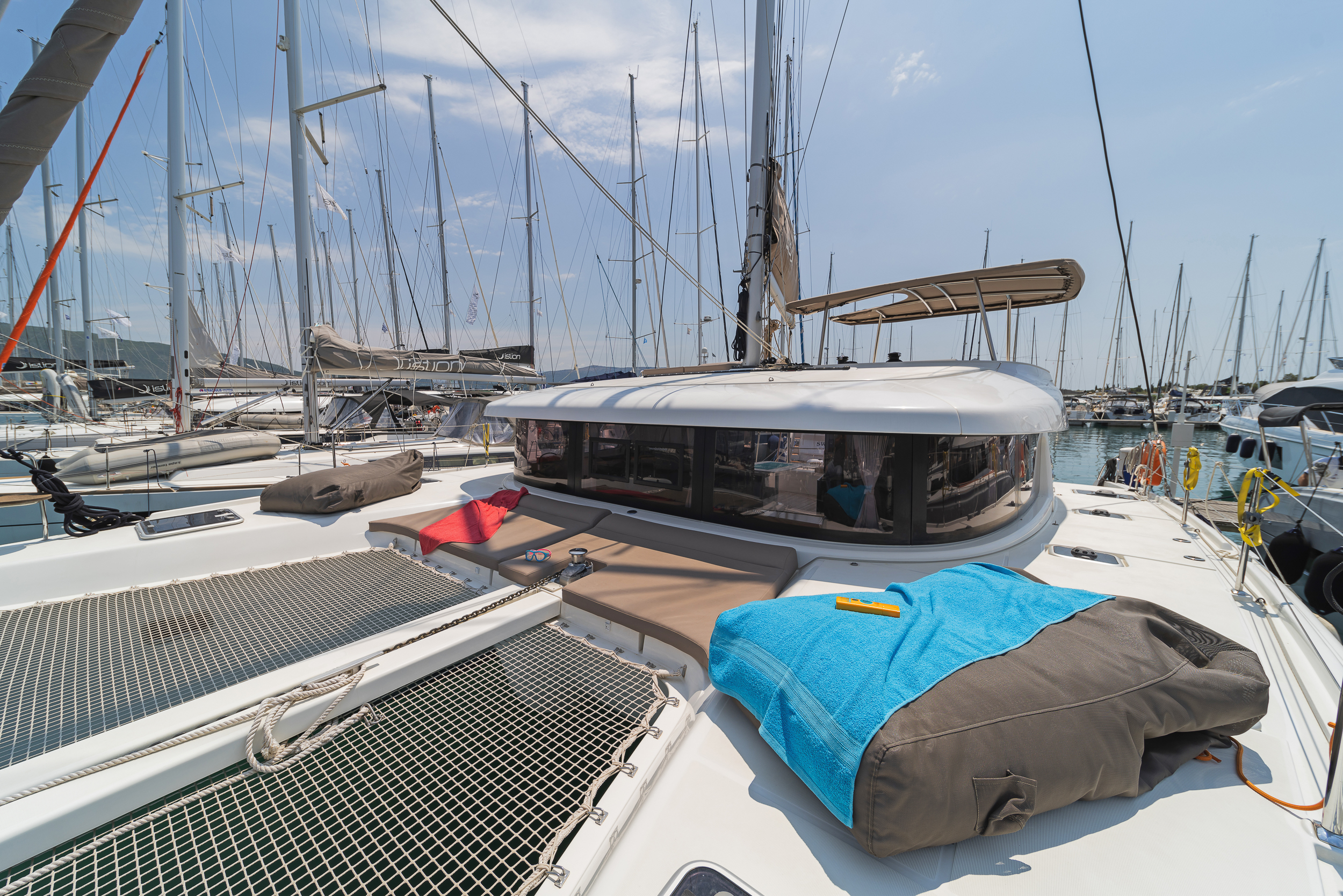 Lagoon 42 & GEN & WM — photo 17