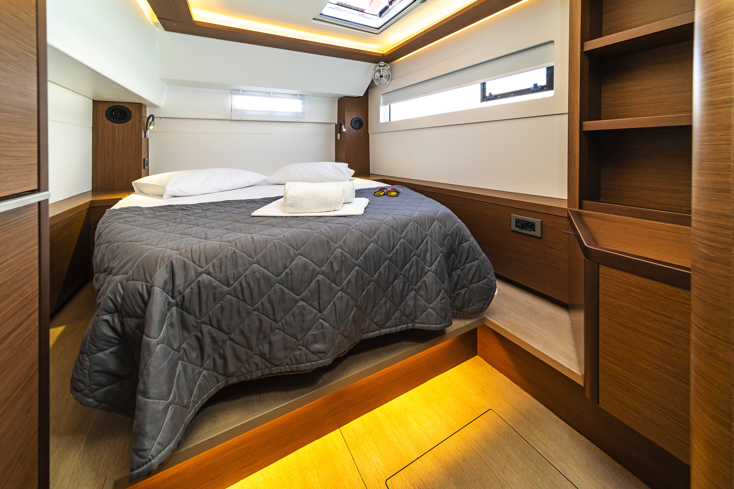 Lagoon 46 & GEN & WM — photo 10