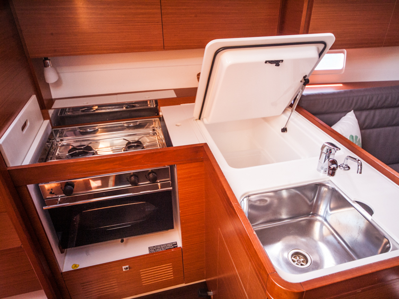 Dufour 350 Grand Large — photo 17