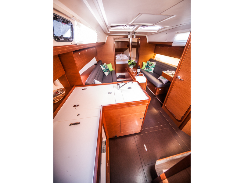Dufour 350 Grand Large — photo 22