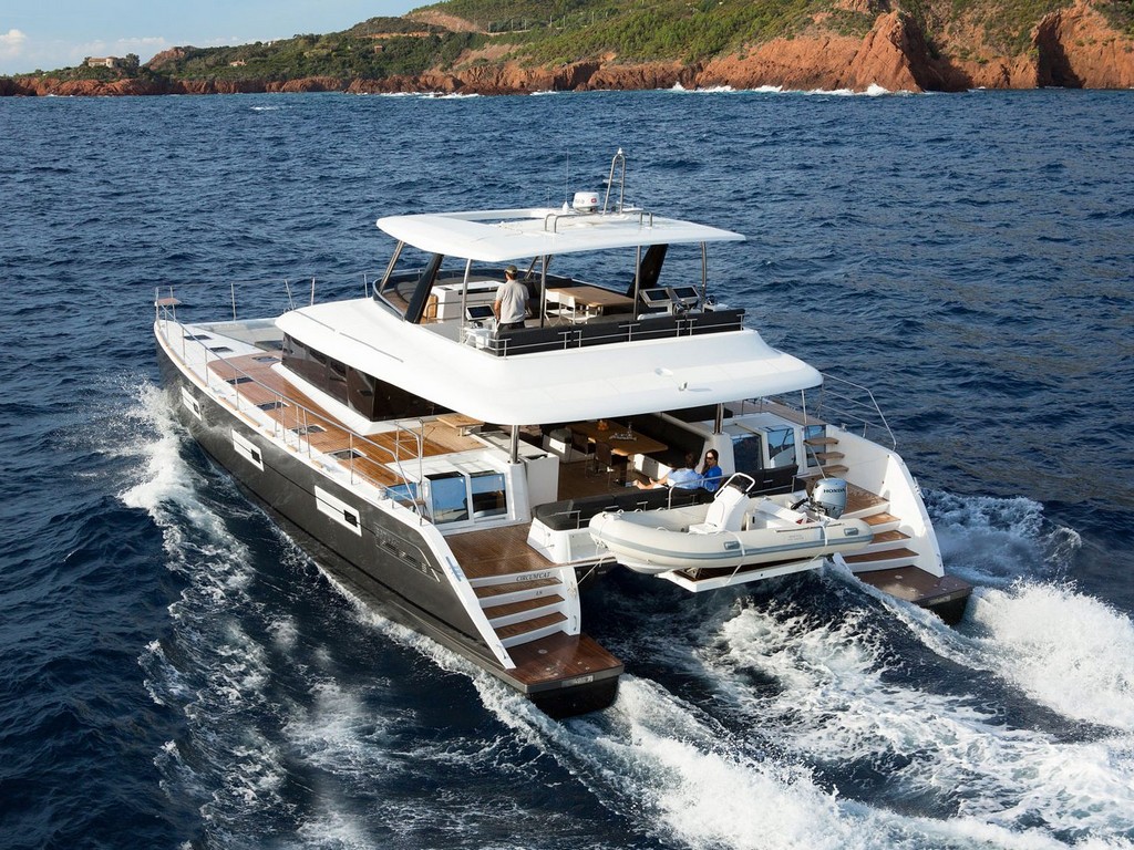 Lagoon 630 Powercat LUX — photo 22