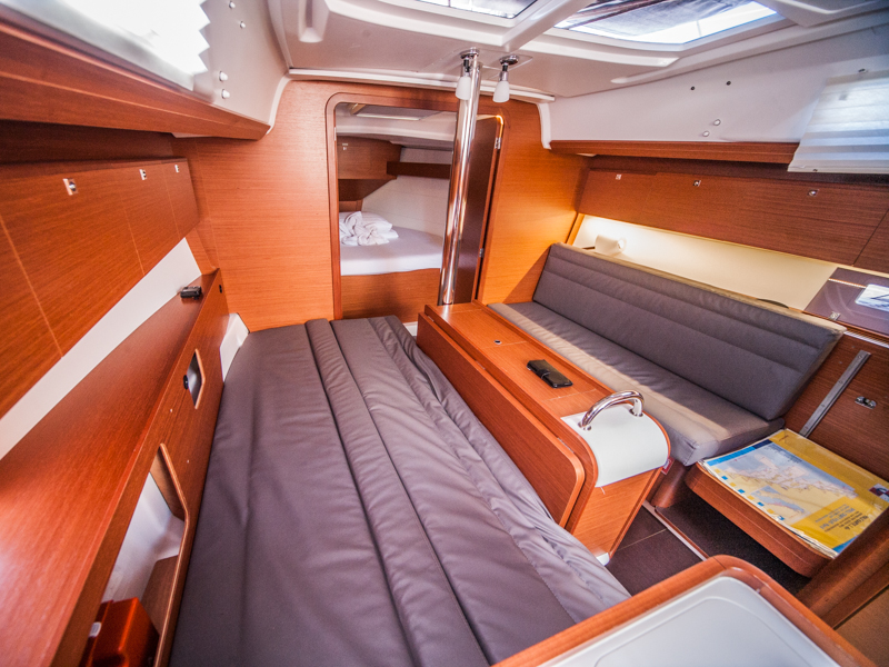 Dufour 350 Grand Large — photo 3