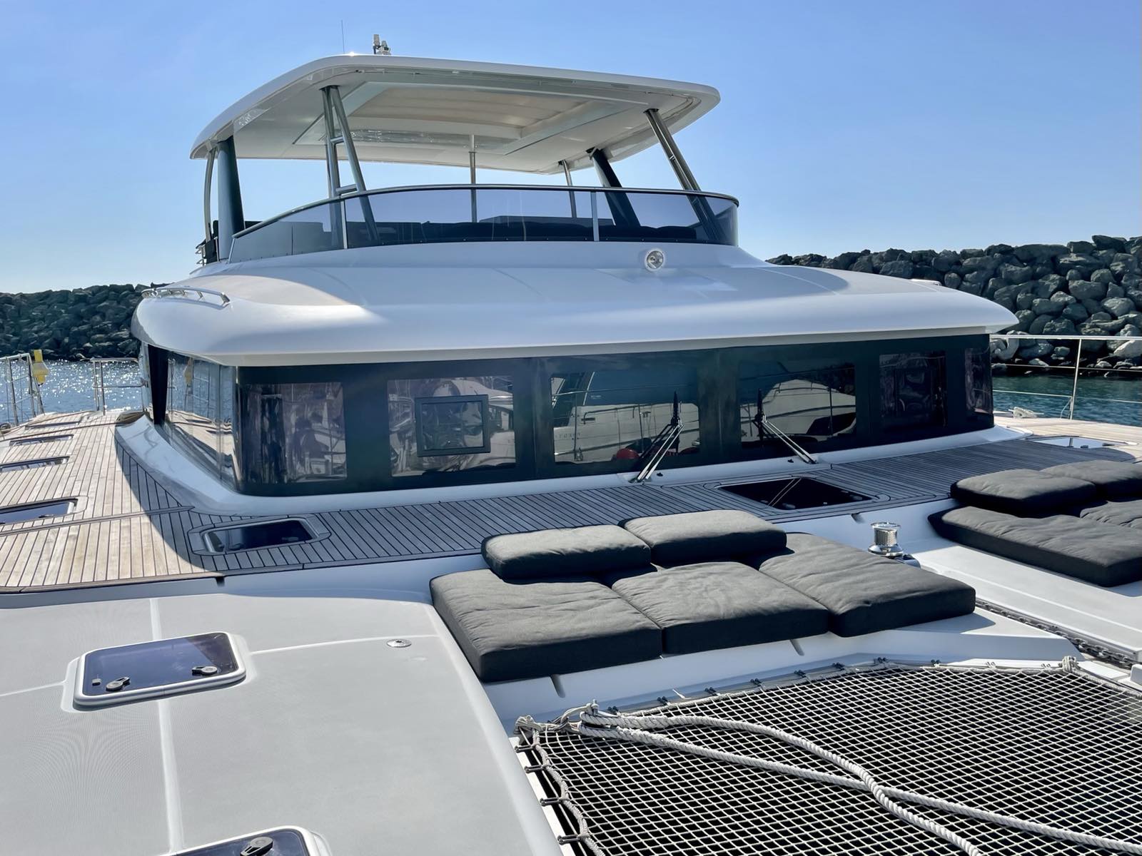 Lagoon 630 Powercat LUX — photo 26