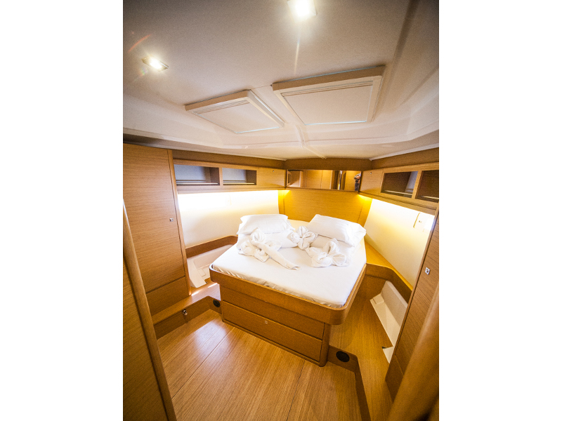Dufour 460 Grand Large — photo 24