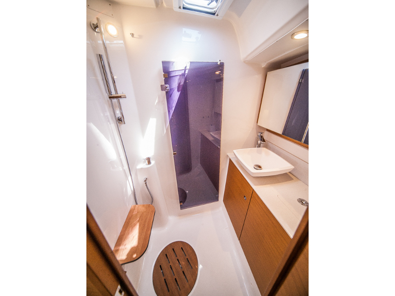 Dufour 460 Grand Large — photo 21