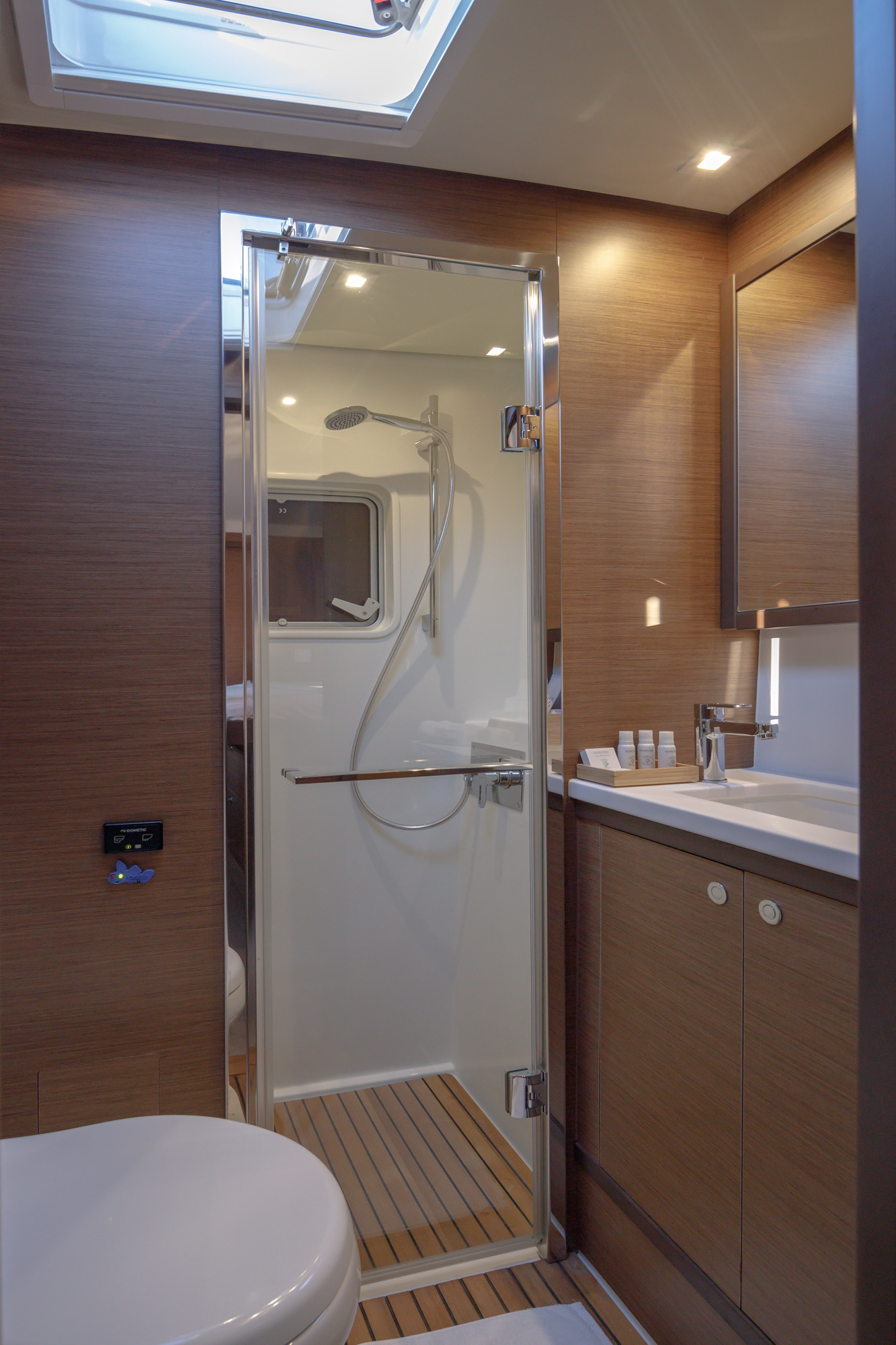 Lagoon 52F — photo 6