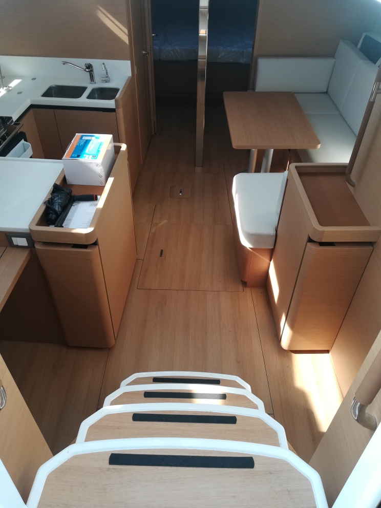 Sun Odyssey 440 — photo 14