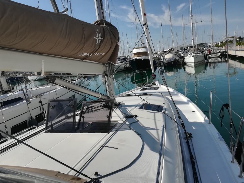 Sun Odyssey 440 — photo 19