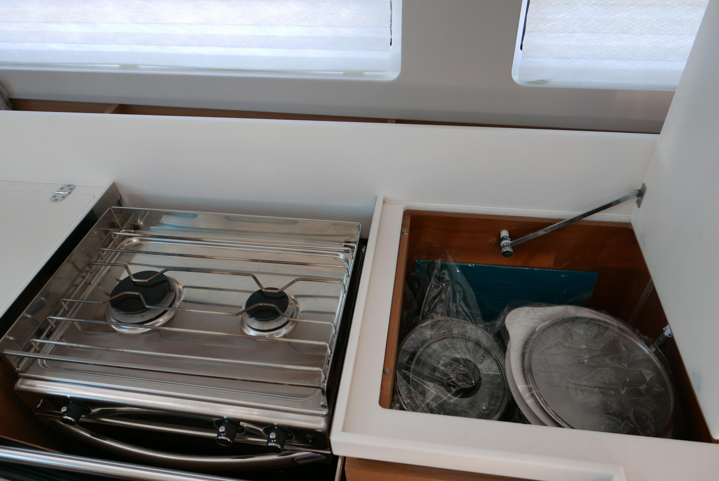 Sun Odyssey 440 — photo 13