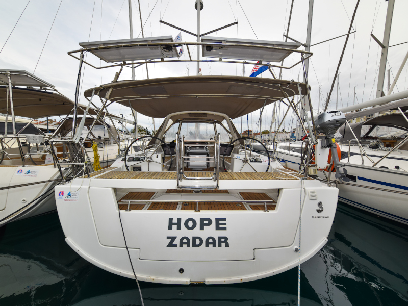 Oceanis 41 — photo 1