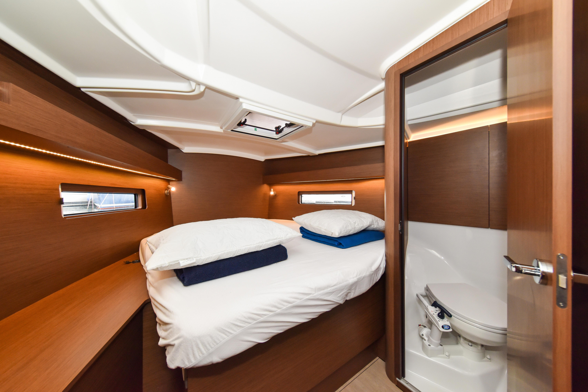 Oceanis 40.1 — photo 76