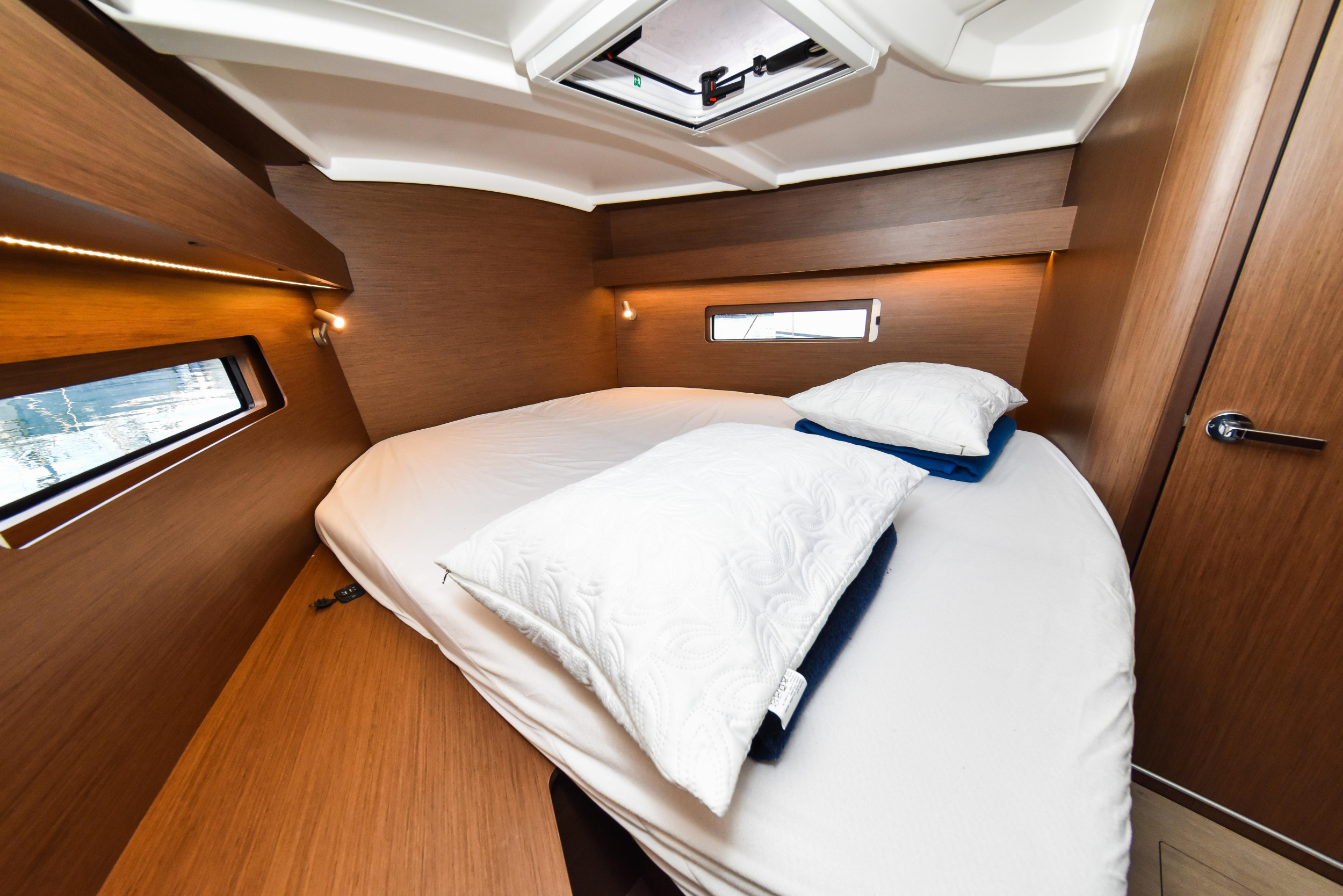 Oceanis 40.1 — photo 81