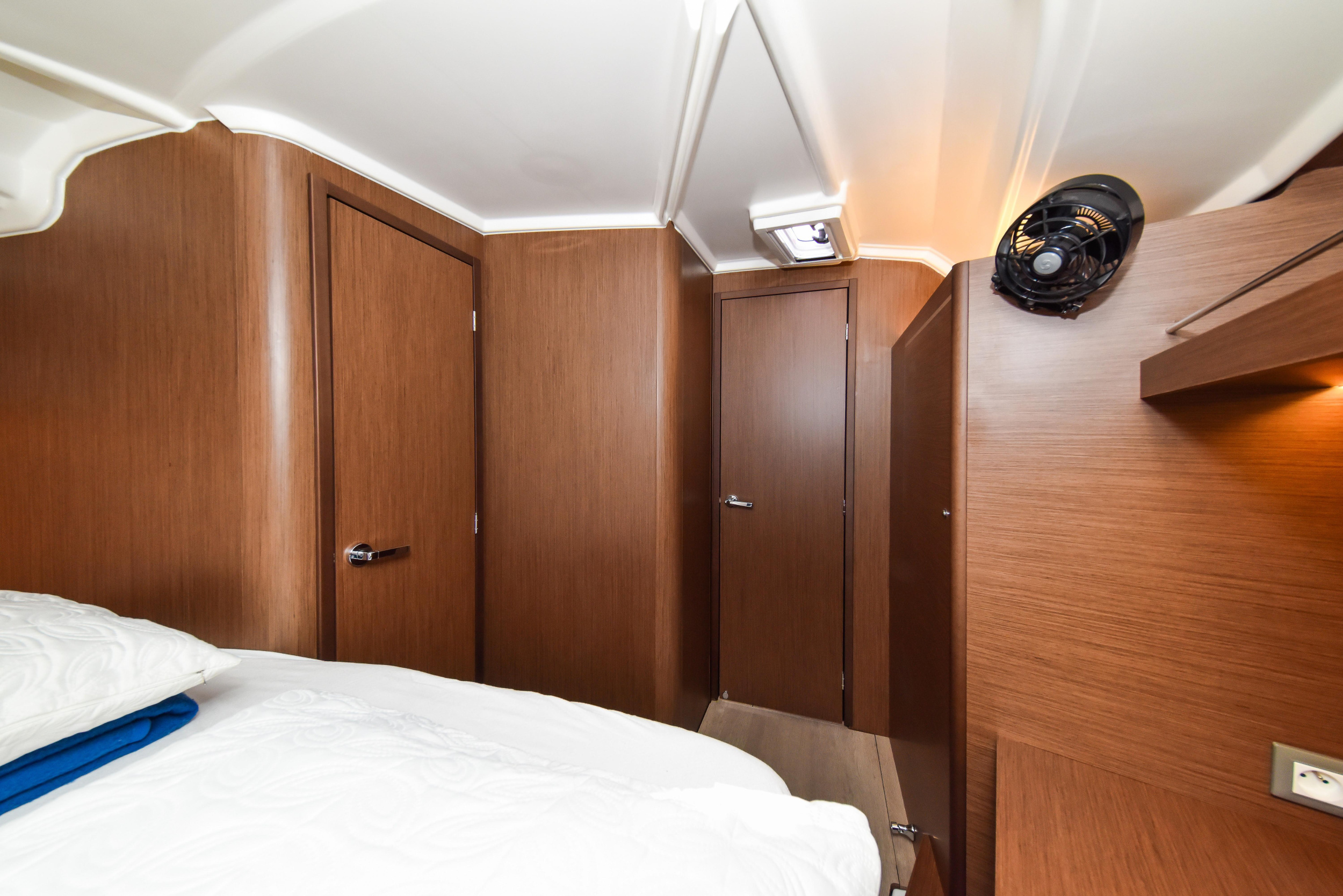 Oceanis 40.1 — photo 47
