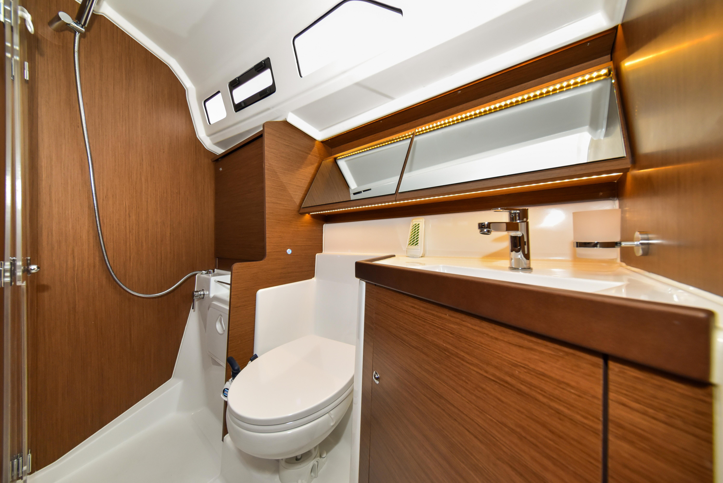 Oceanis 40.1 — photo 15