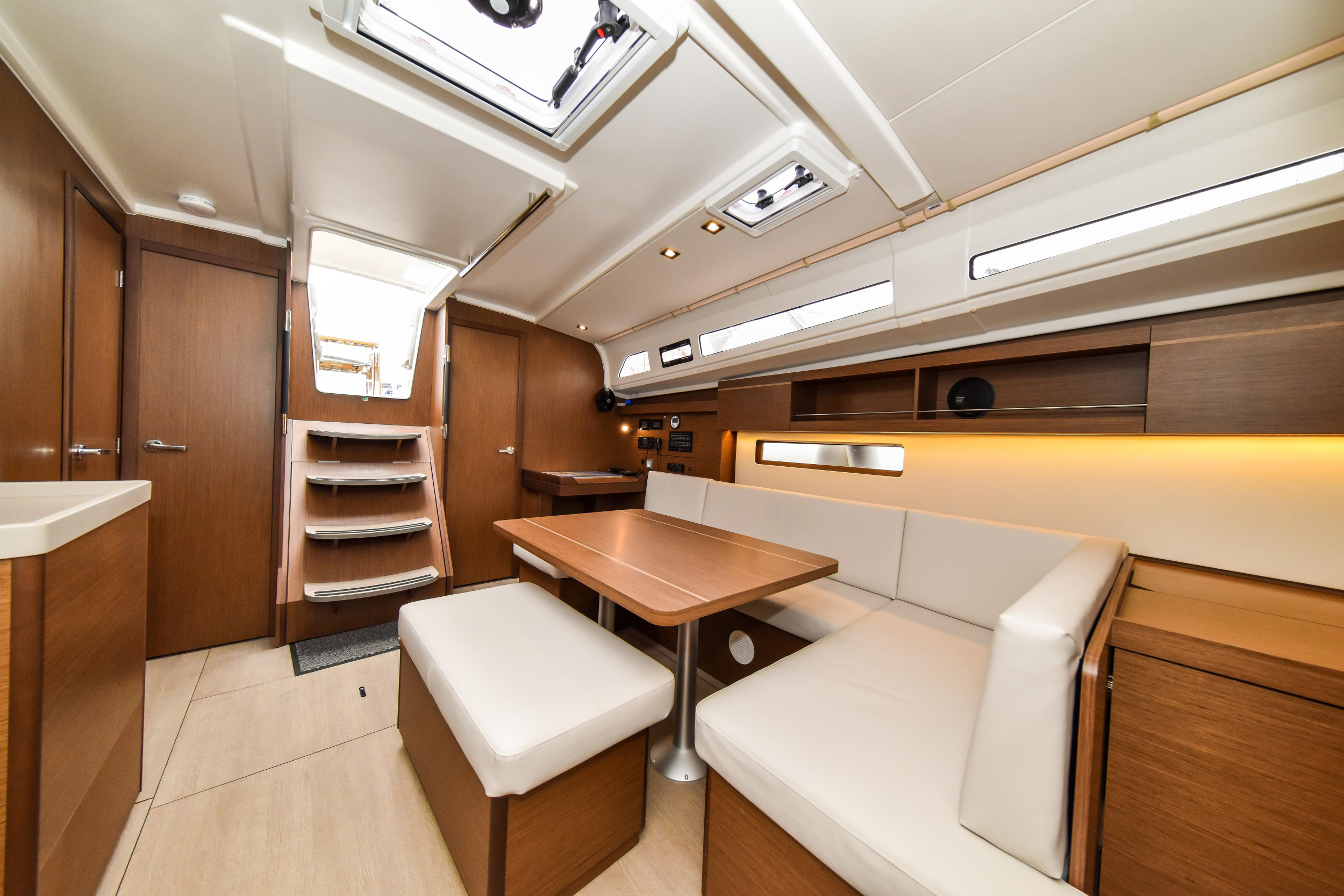 Oceanis 40.1 — photo 64