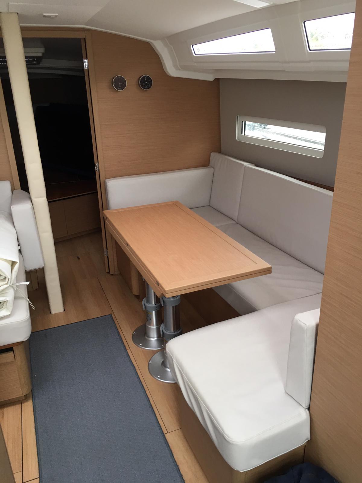 Sun Odyssey 410 — photo 13
