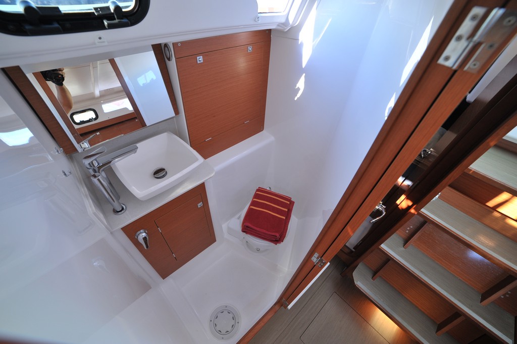 Dufour 360 GL — photo 17