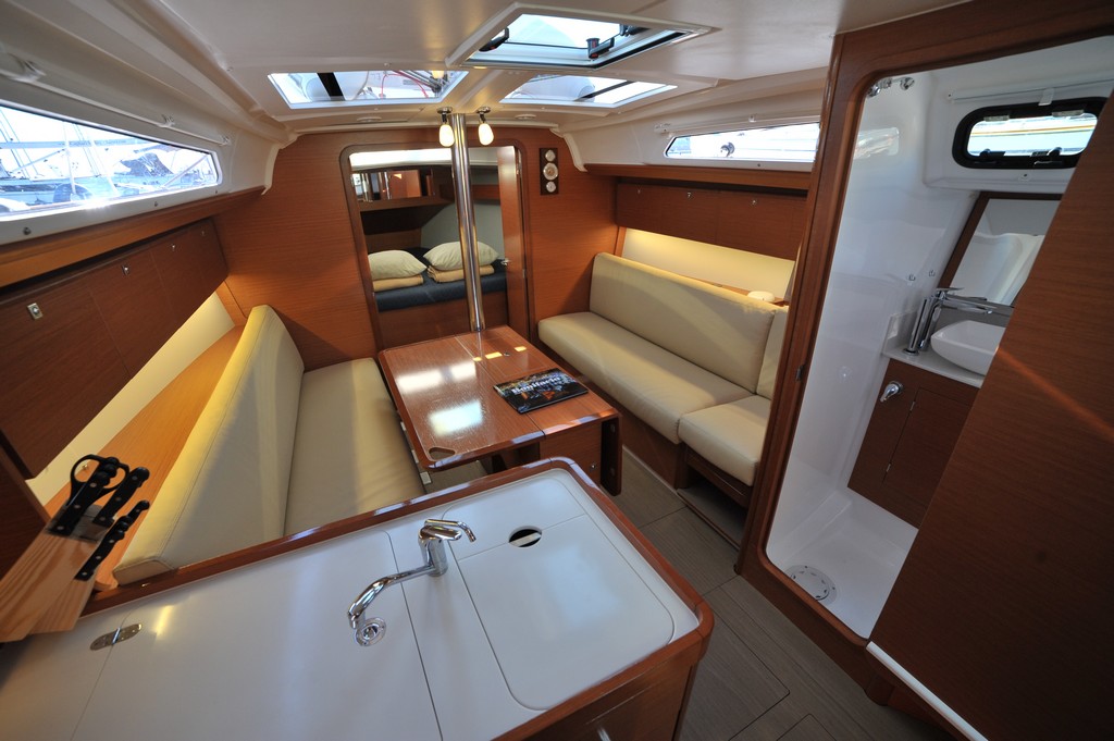 Dufour 360 GL — photo 9