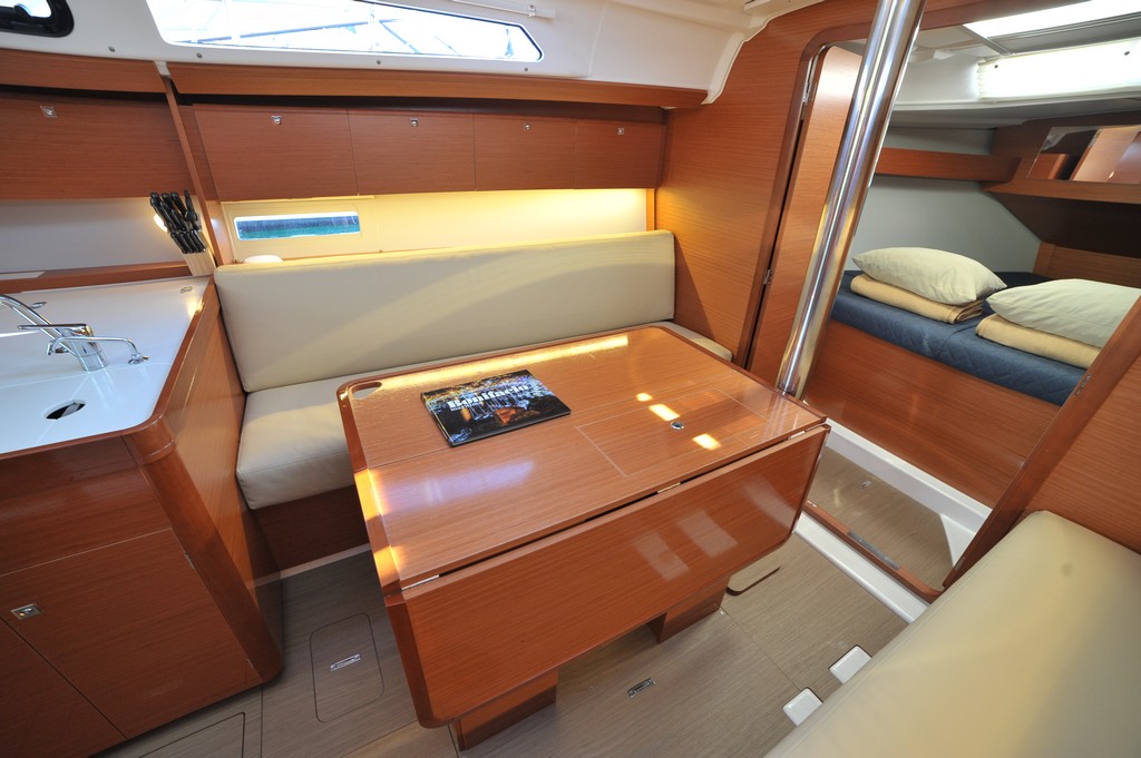 Dufour 360 GL — photo 12