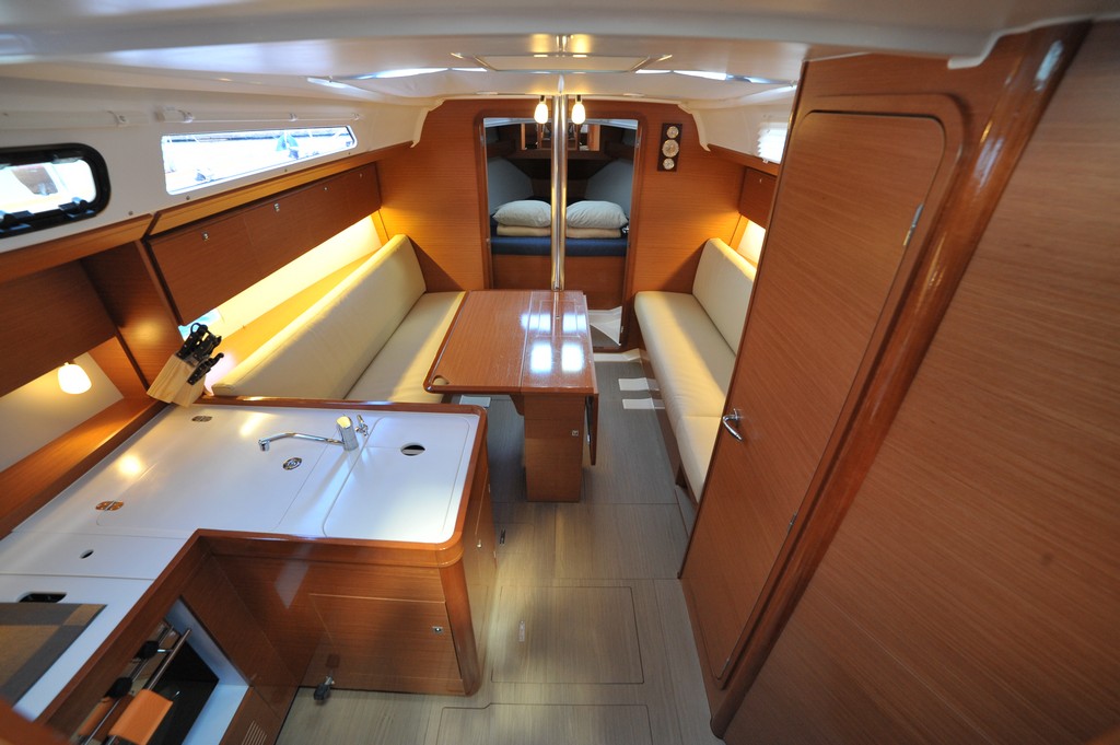 Dufour 360 GL — photo 29