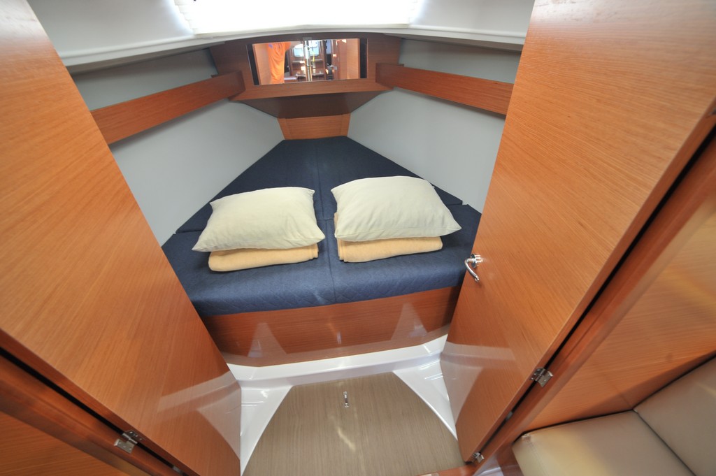 Dufour 360 GL — photo 19