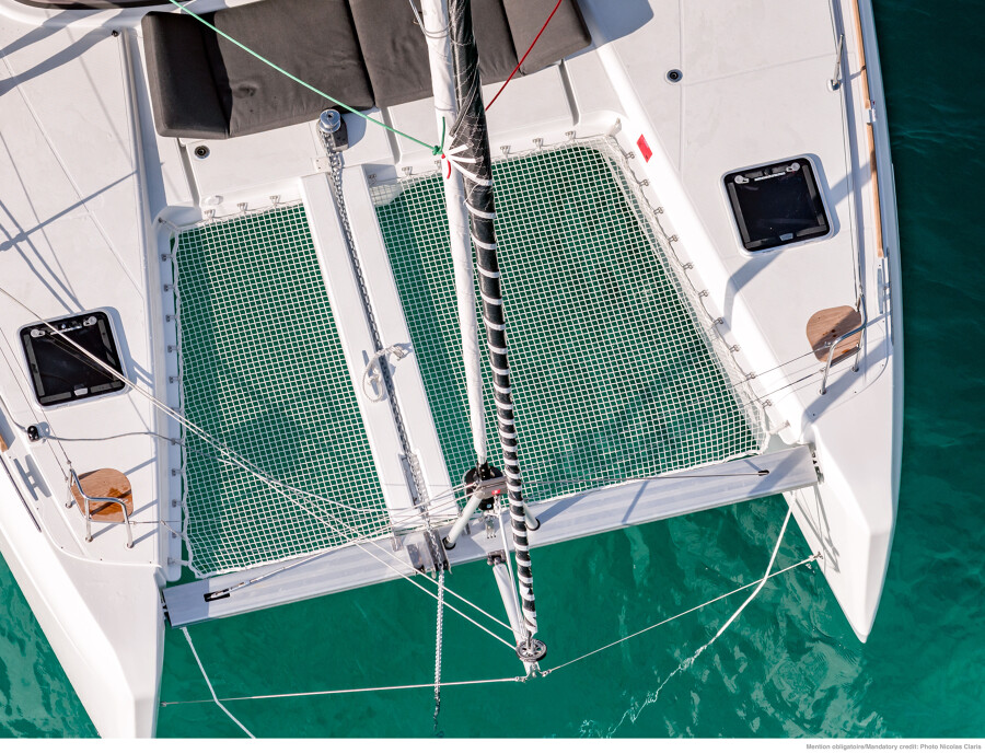 Lagoon 40 — photo 10