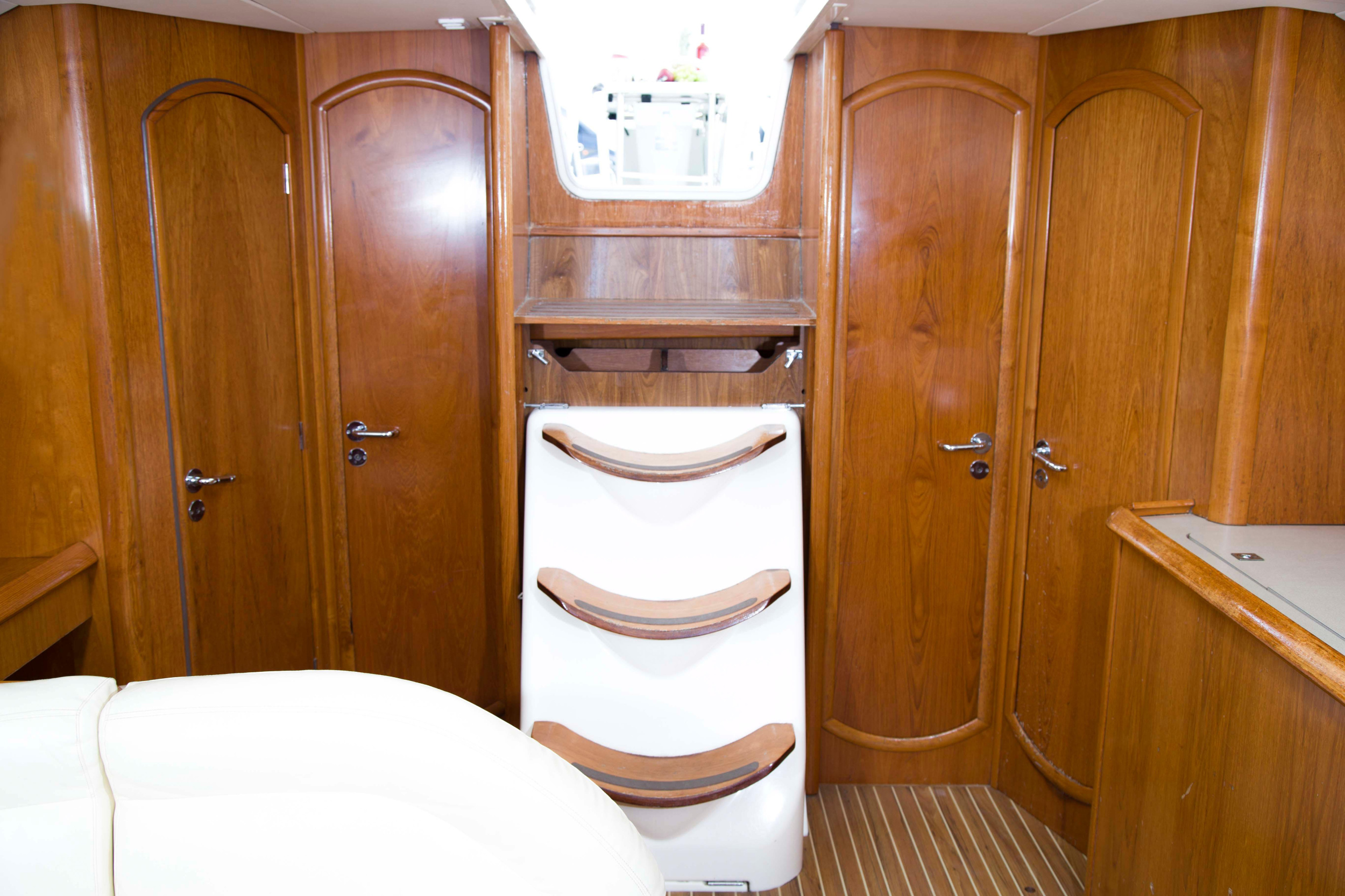 Sun Odyssey 45 — photo 9