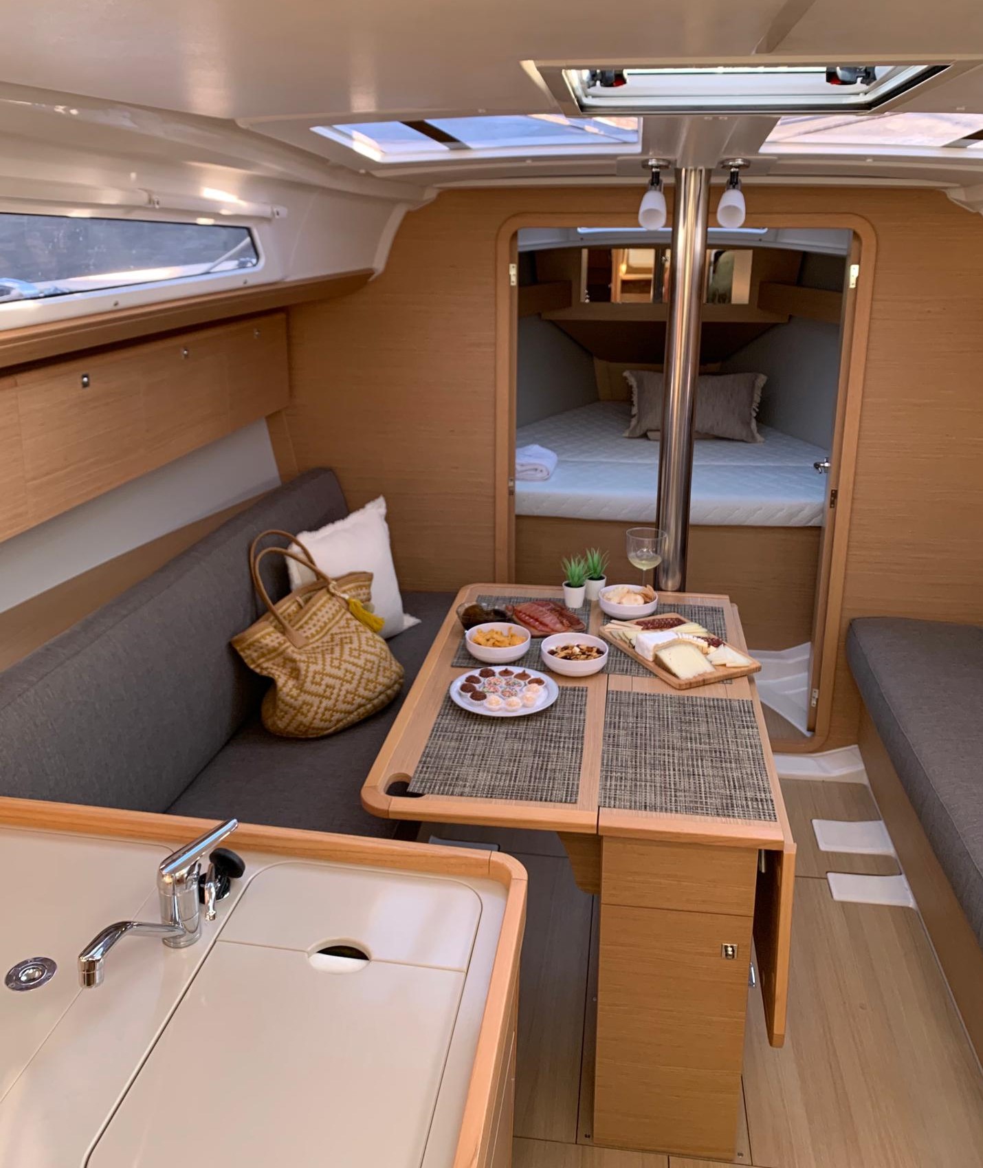 Dufour 360 — photo 32