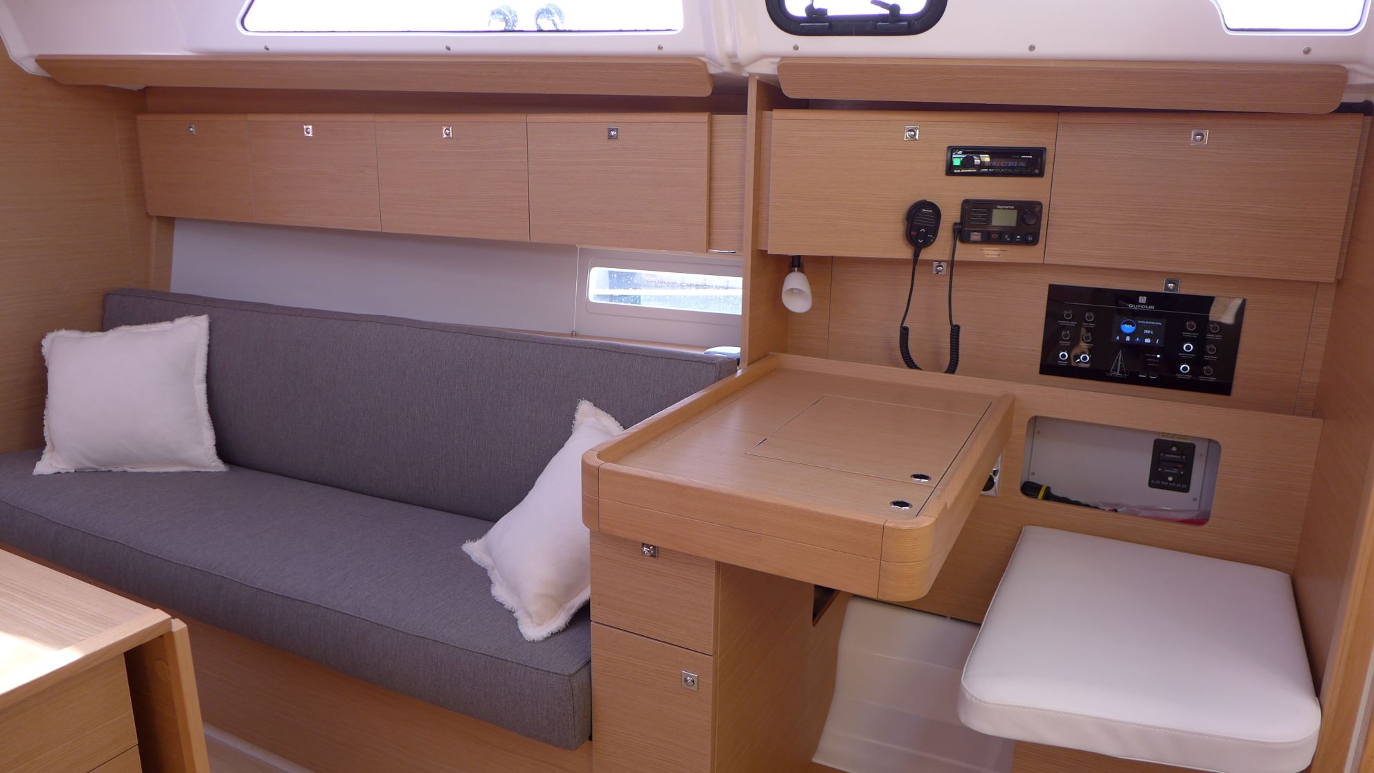 Dufour 360 — photo 27