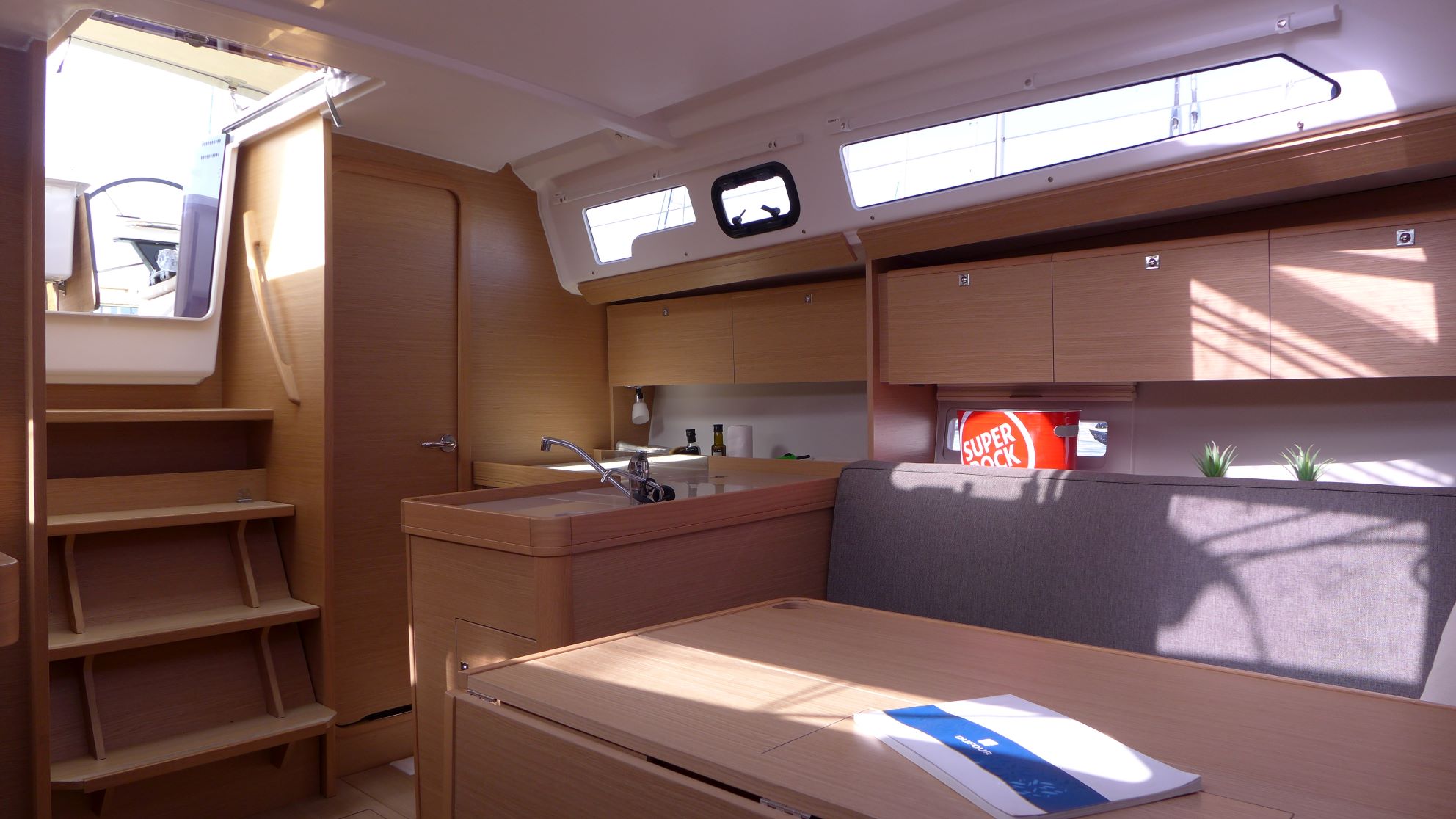 Dufour 360 — photo 20