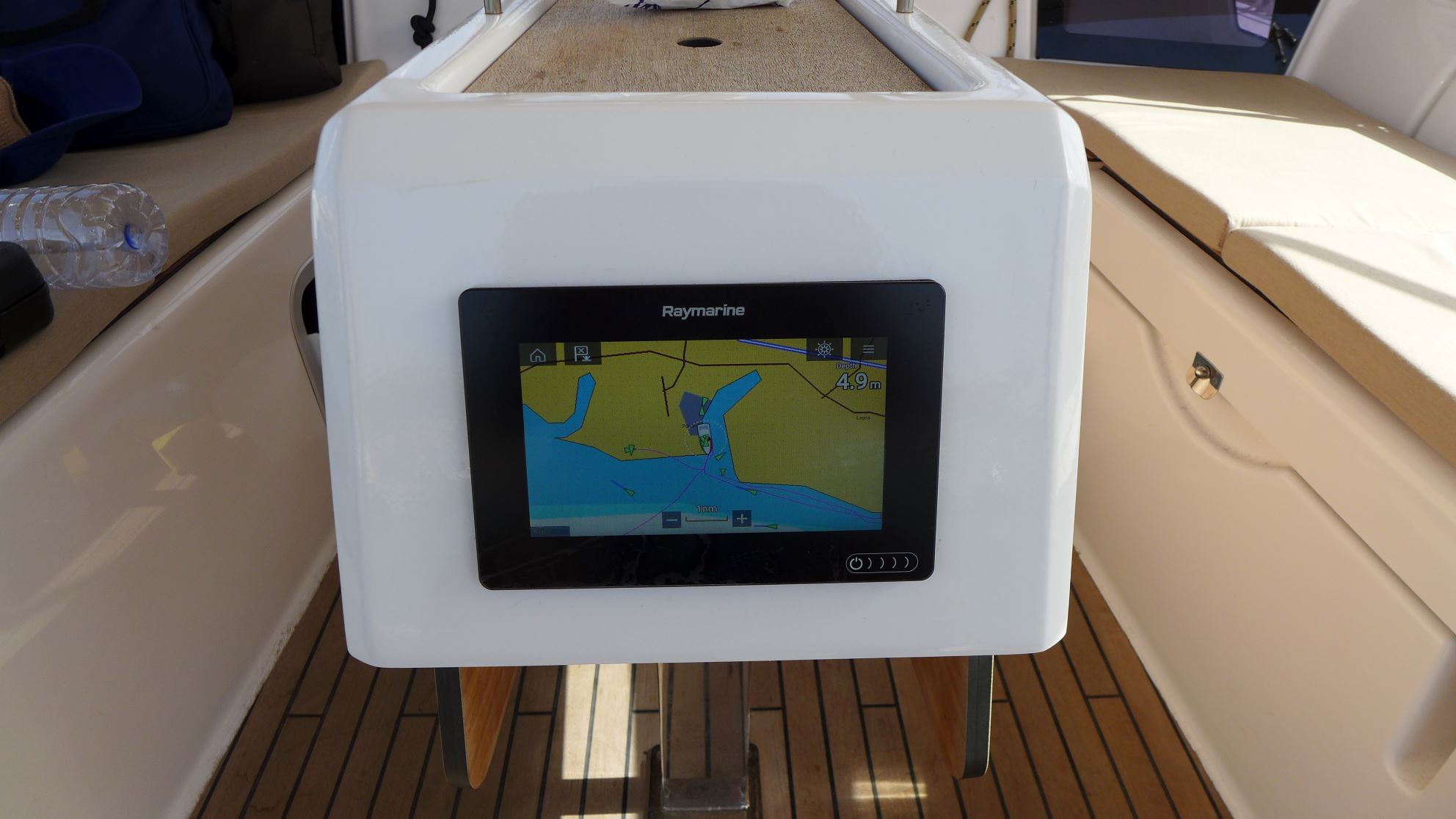 Dufour 360 — photo 22