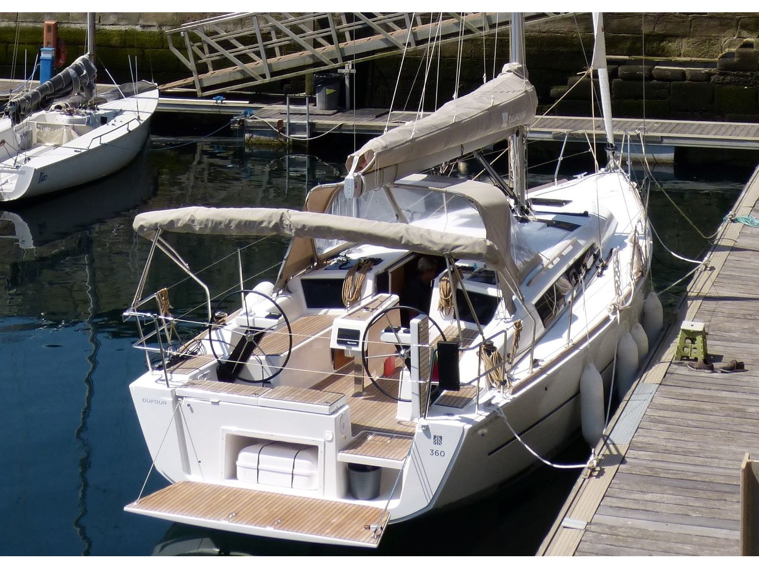 Dufour 360 — photo 19