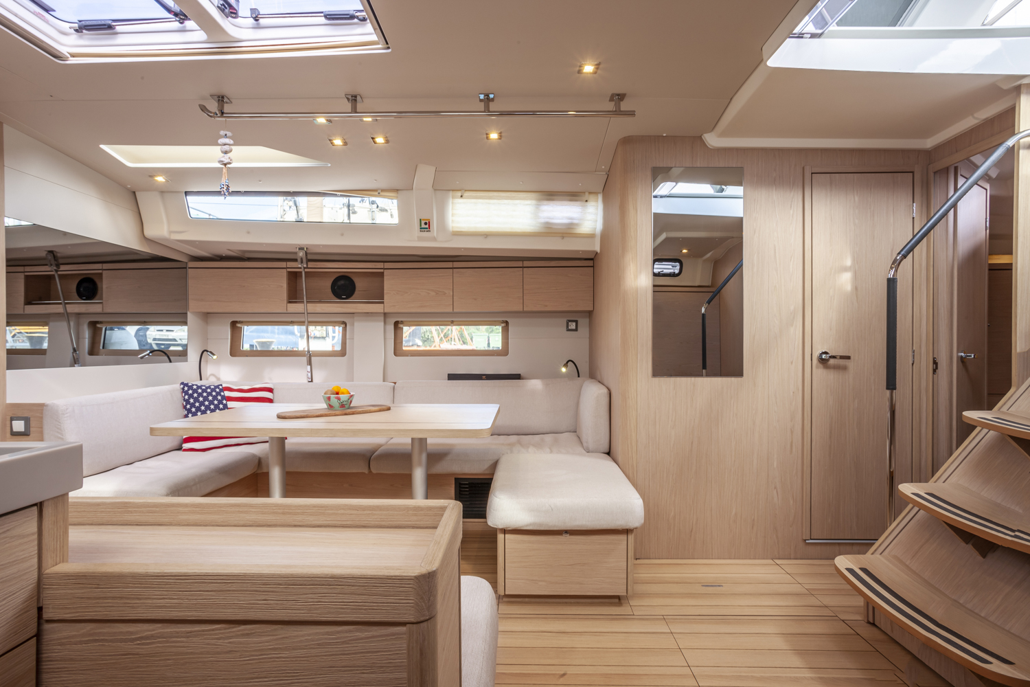 Oceanis 51.1 — photo 19