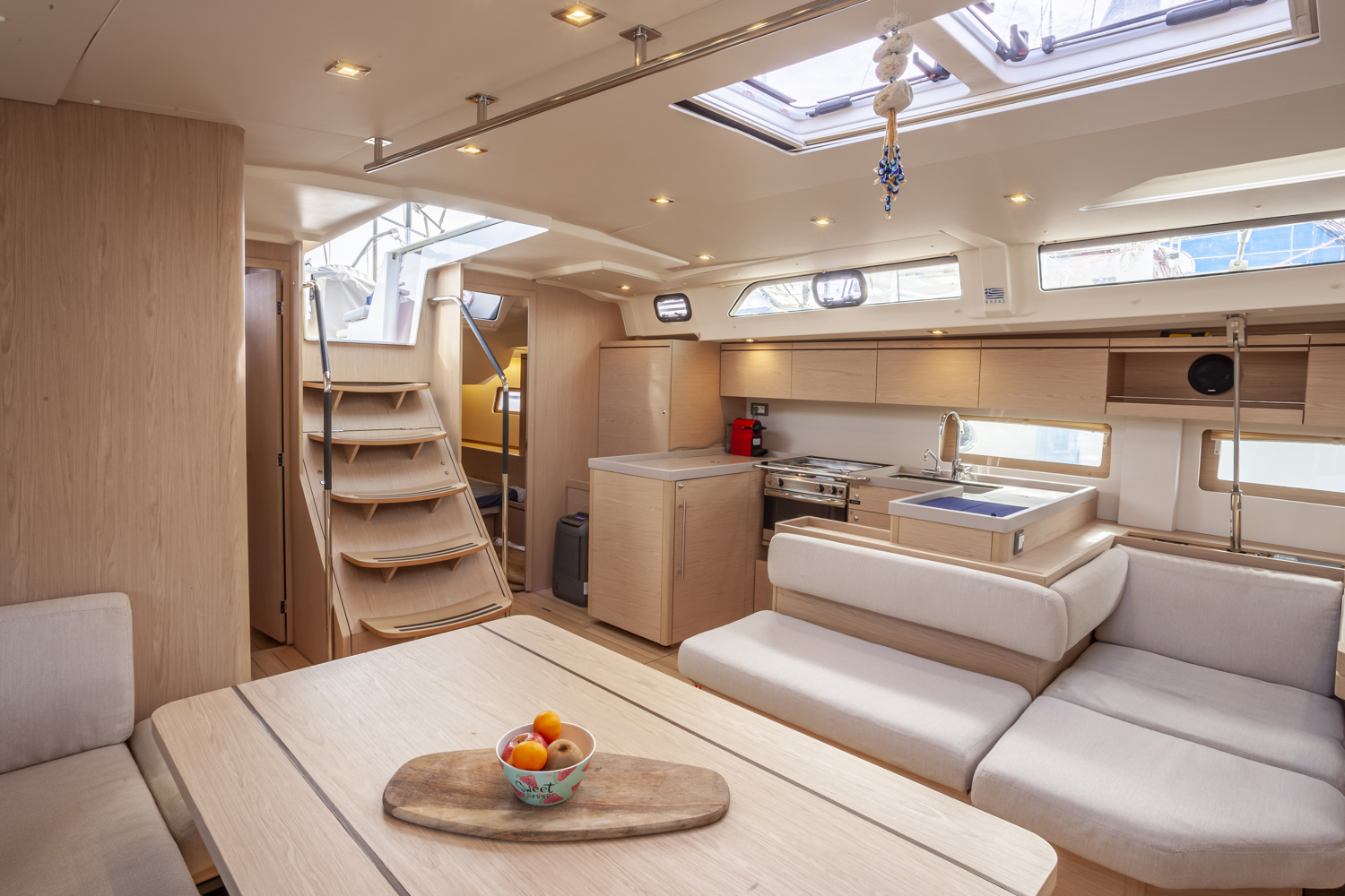 Oceanis 51.1 — photo 37