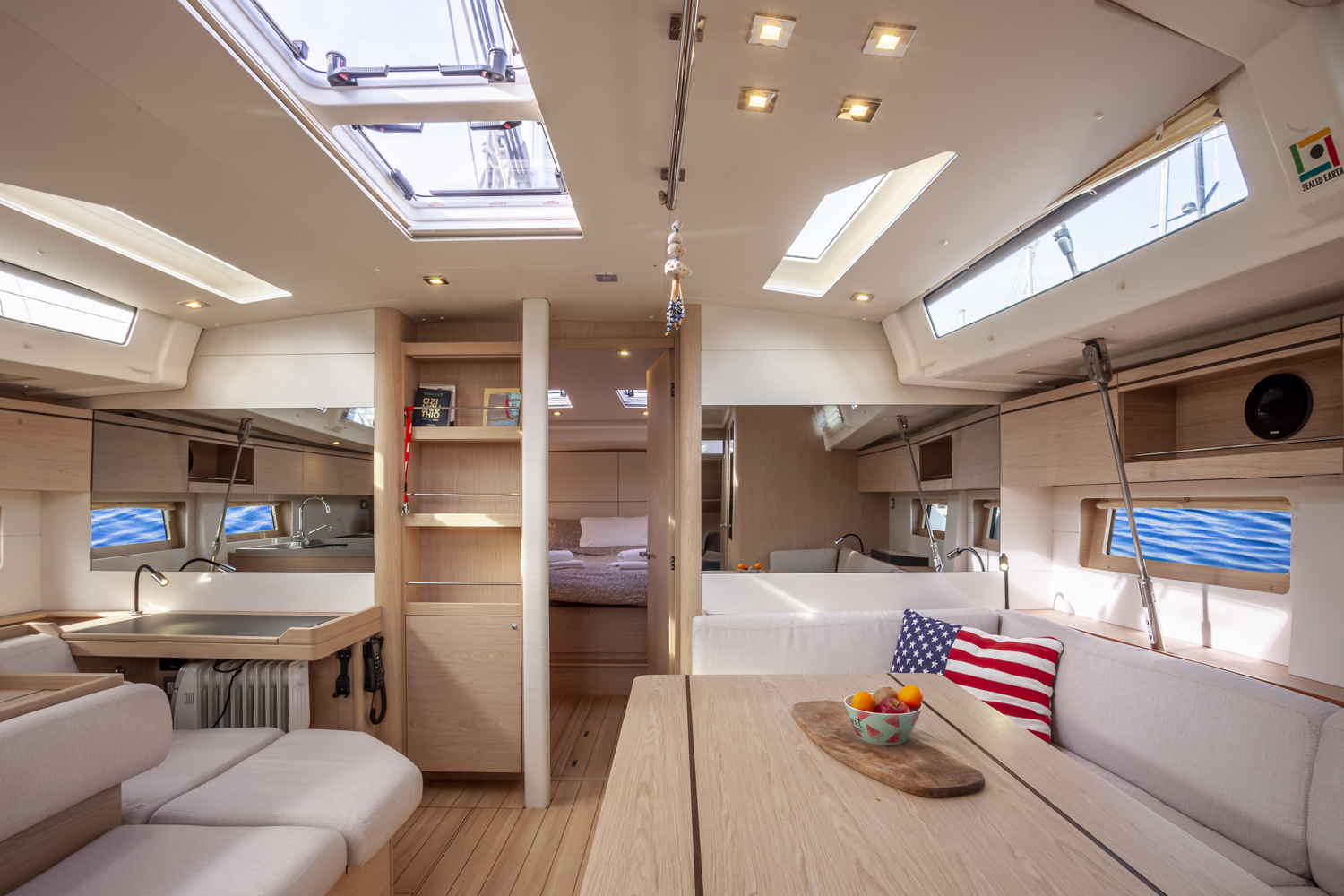 Oceanis 51.1 — photo 24