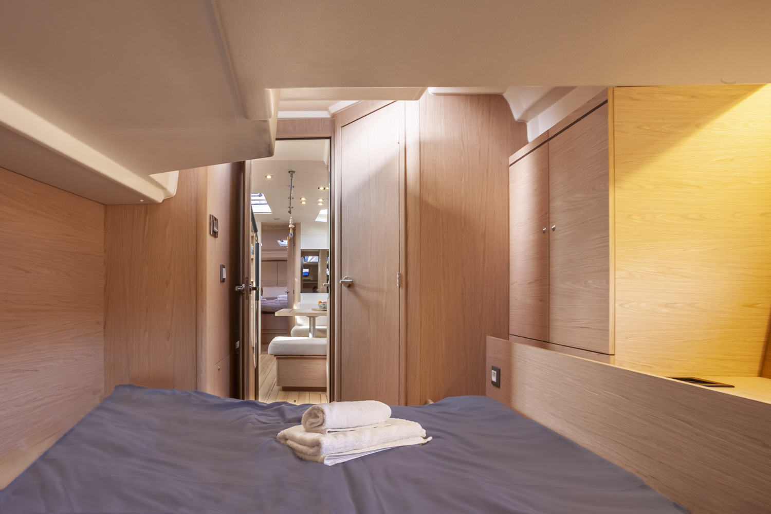 Oceanis 51.1 — photo 26