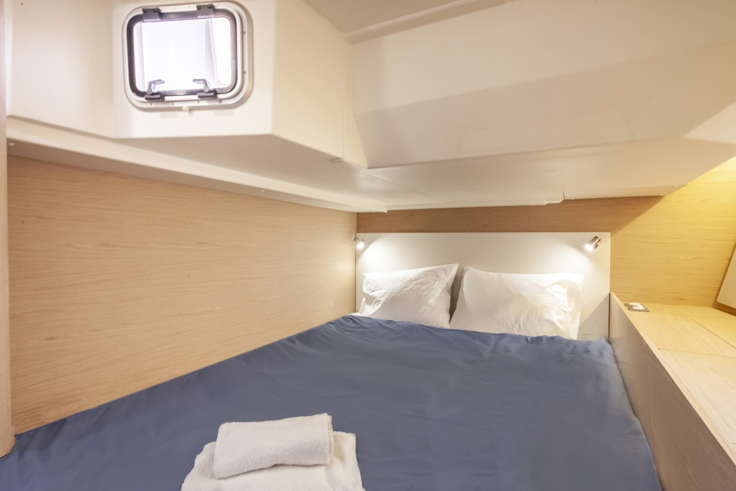 Oceanis 51.1 — photo 12