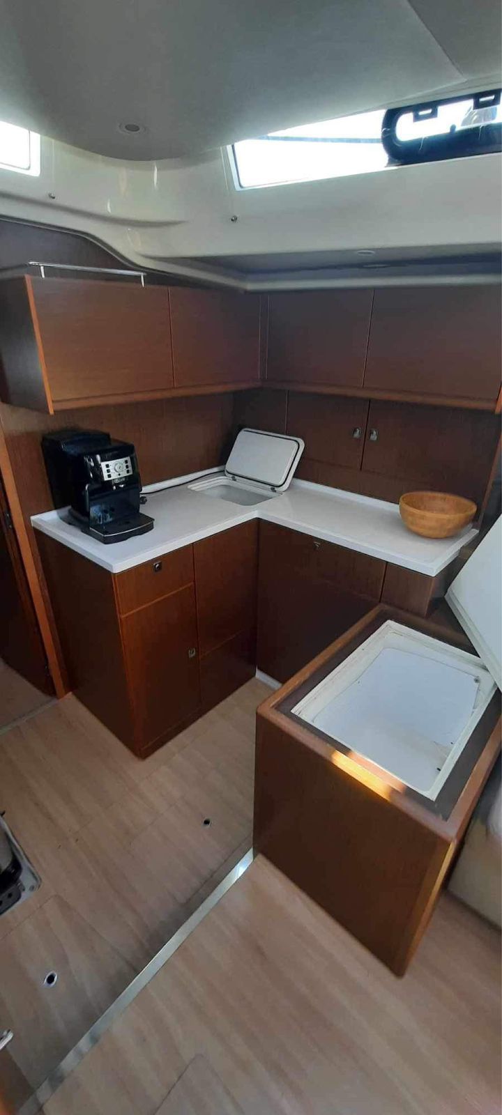 Bavaria C57 Style — photo 13
