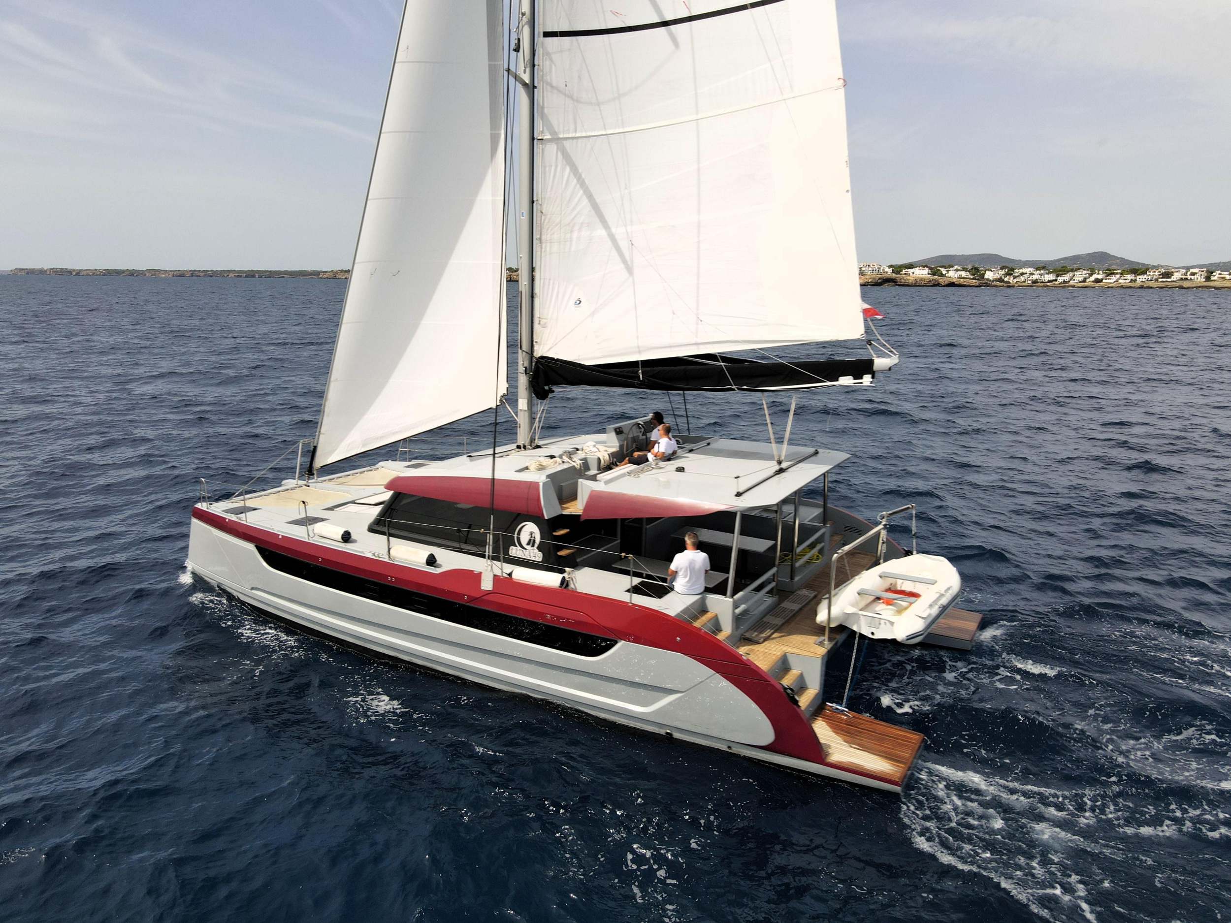 Luna 49 — photo 1