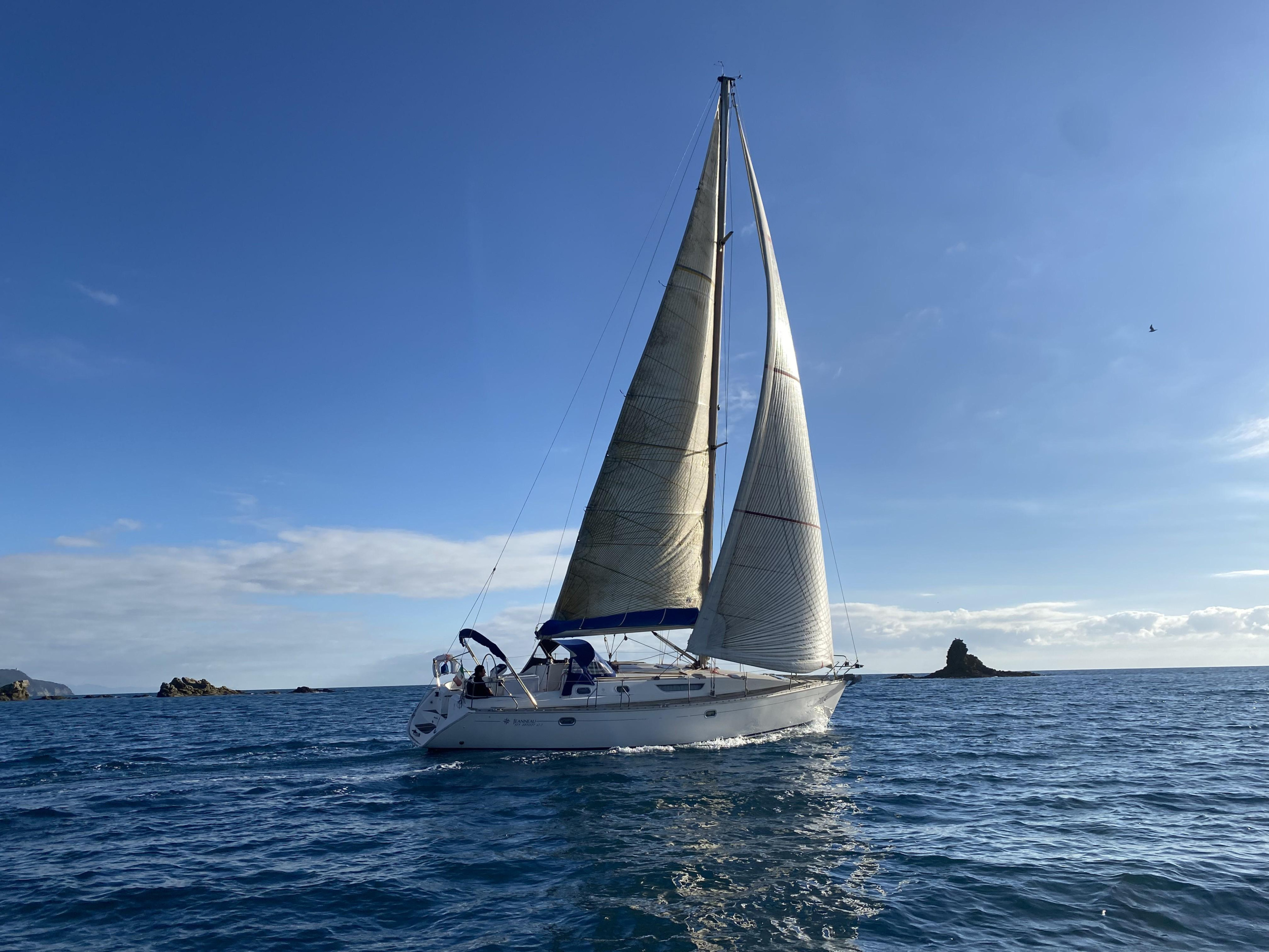 Sun Odyssey 42.2 — photo 26