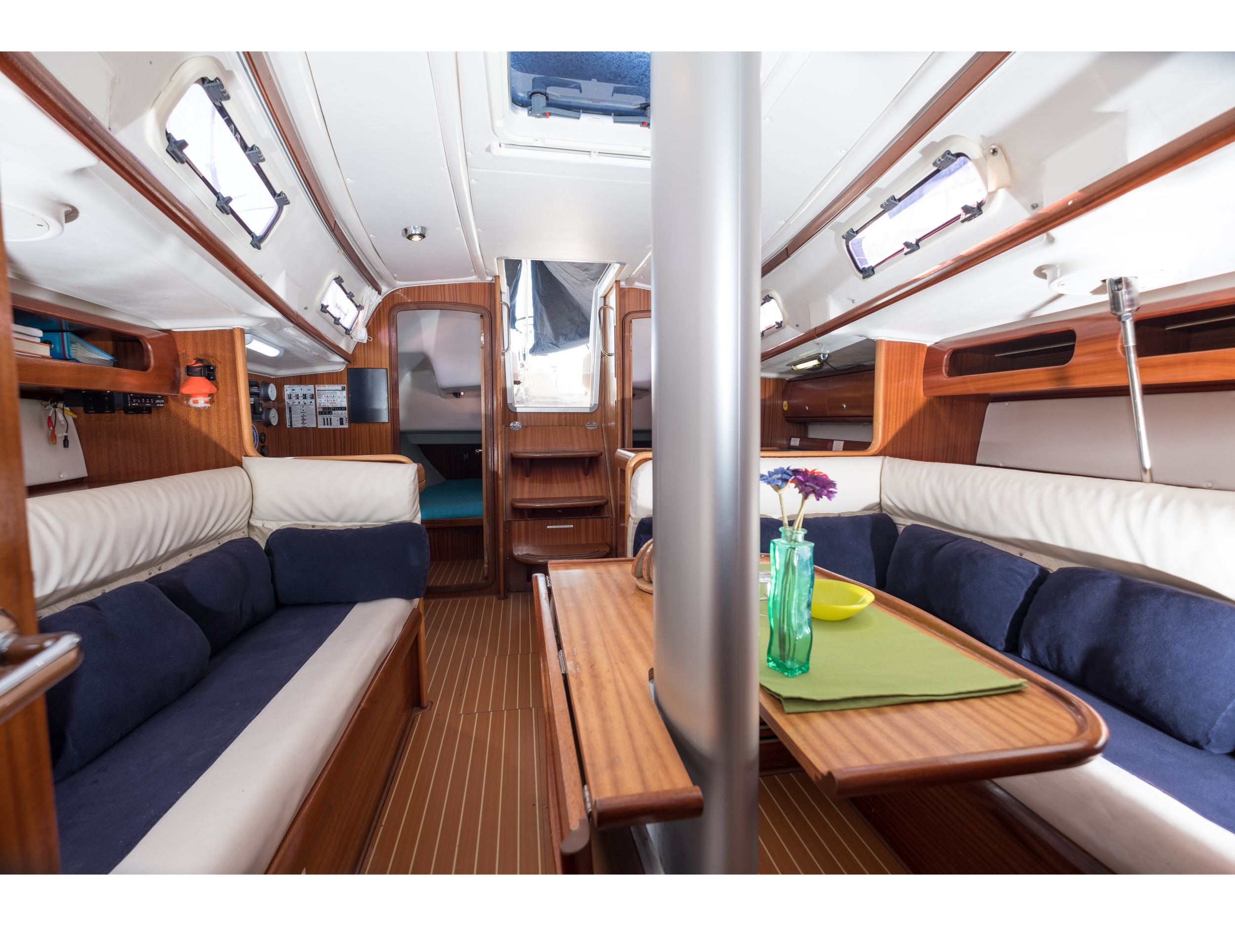 Bavaria 38 Match — photo 2