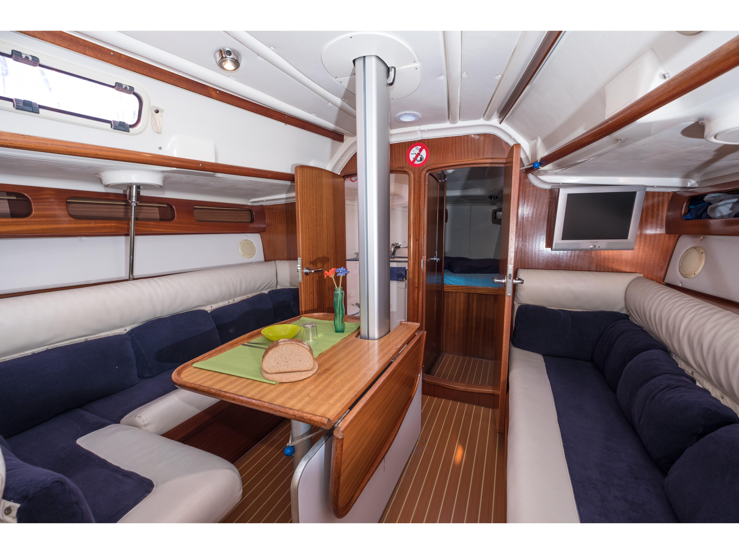 Bavaria 38 Match — photo 5