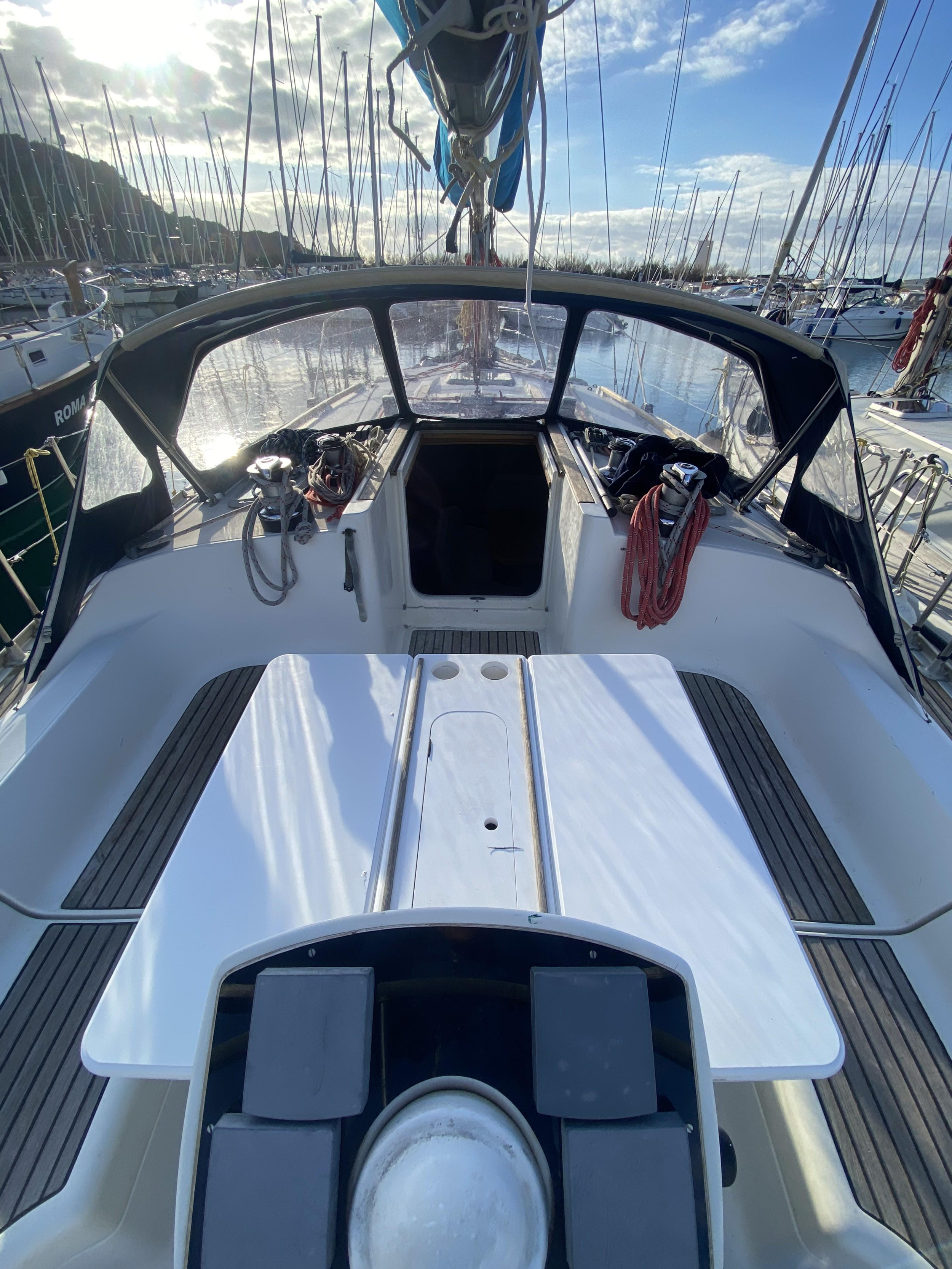 Sun Odyssey 42.2 — photo 21