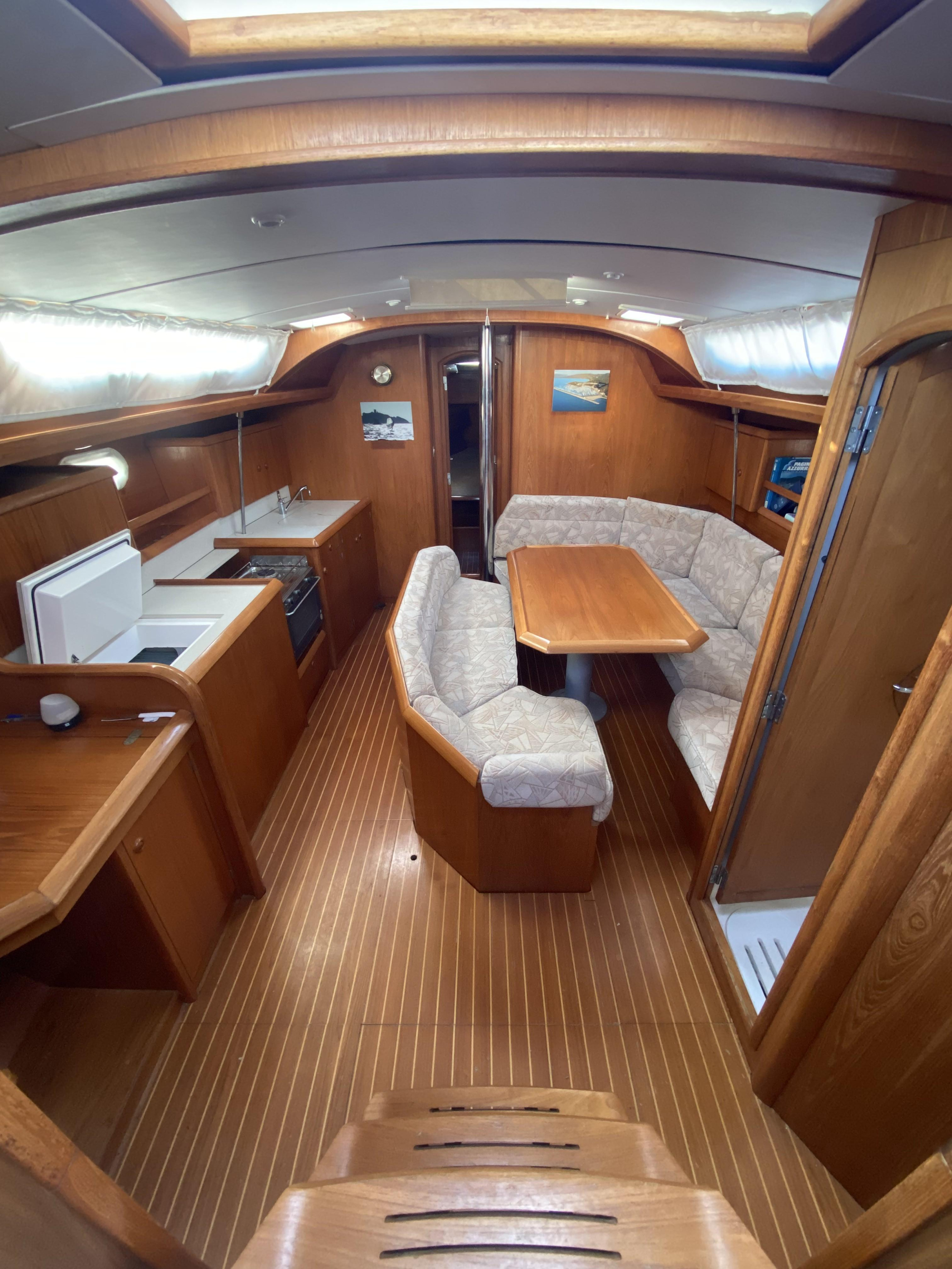 Sun Odyssey 42.2 — photo 23