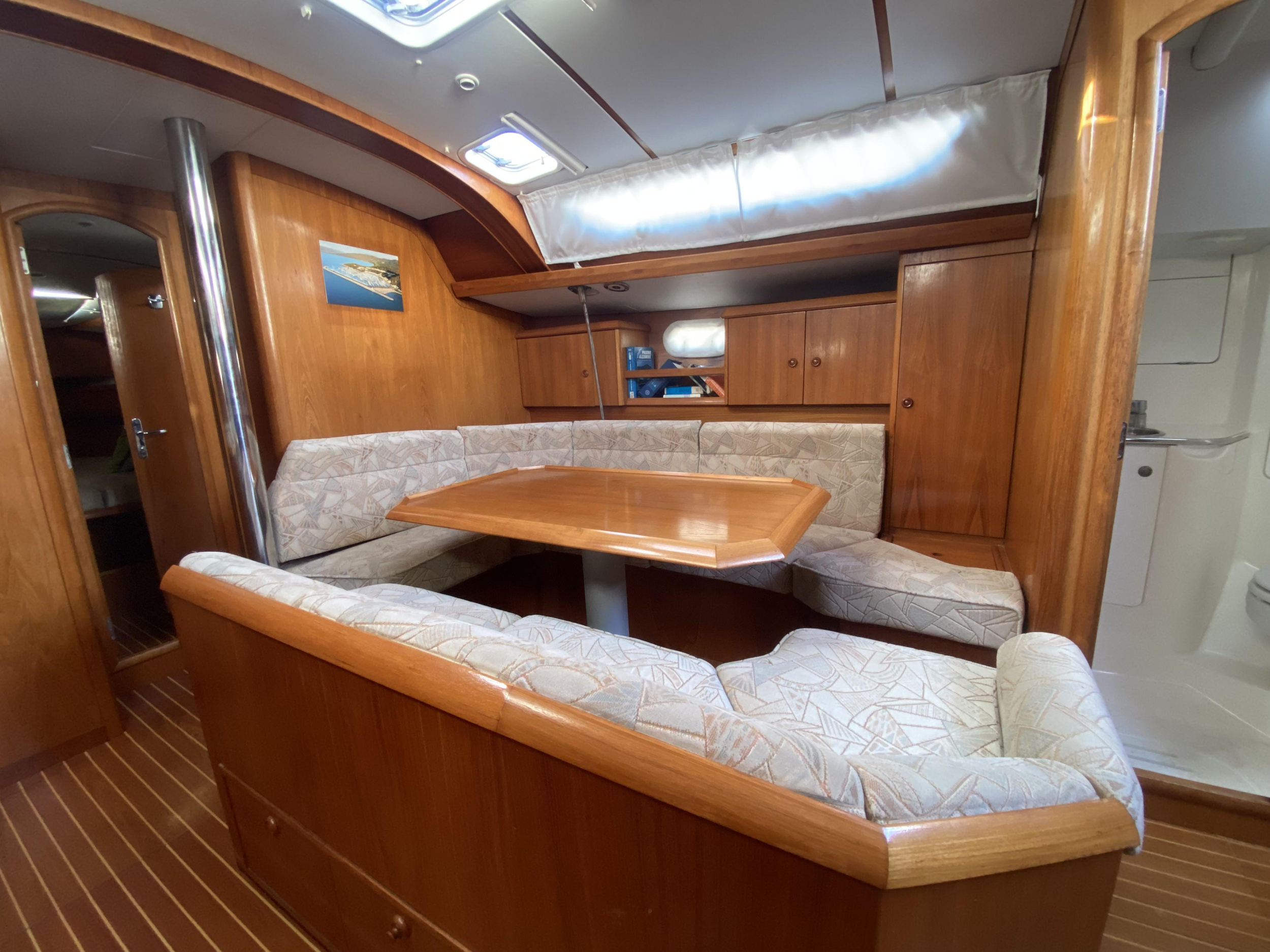 Sun Odyssey 42.2 — photo 13
