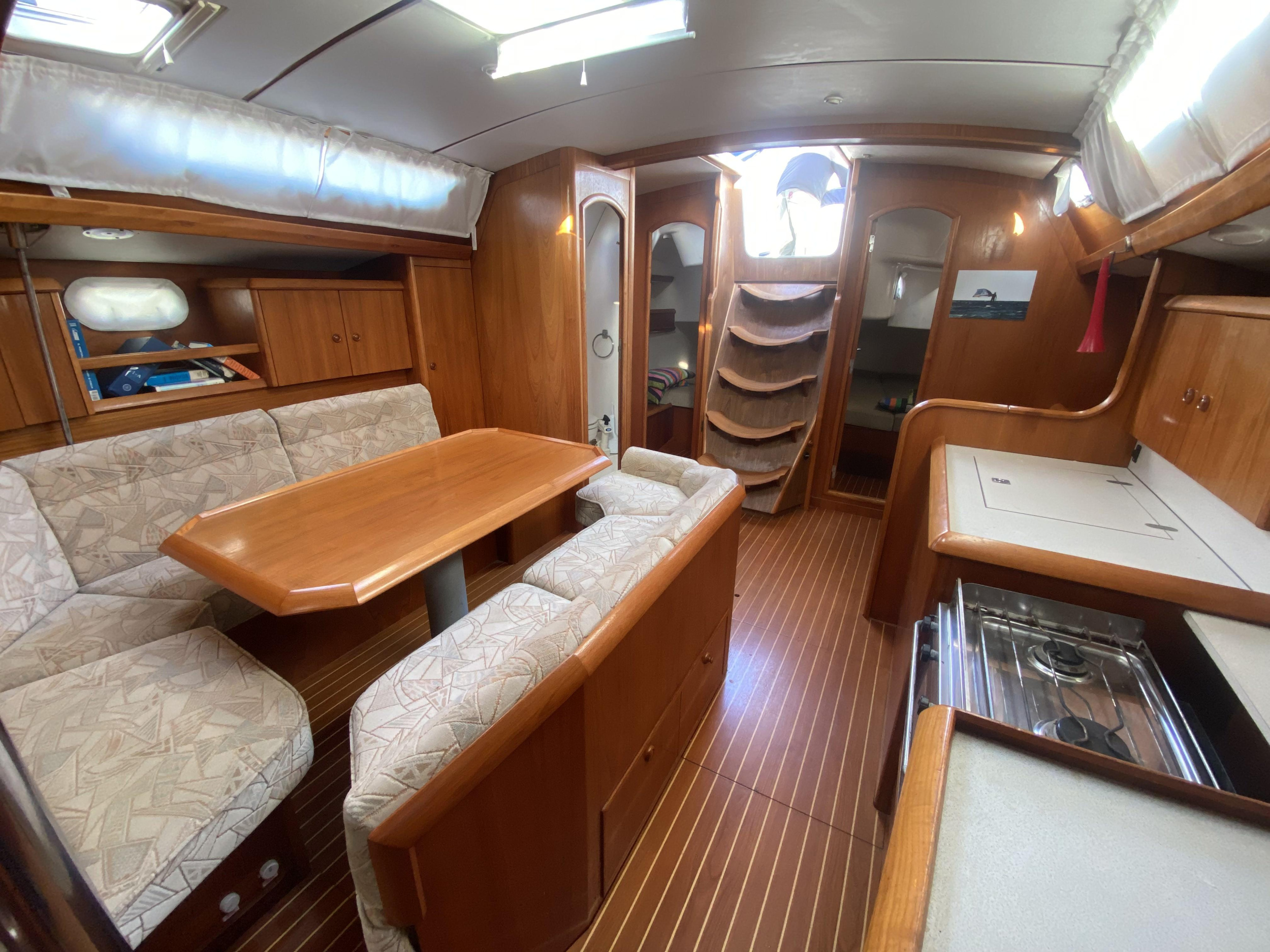 Sun Odyssey 42.2 — photo 28